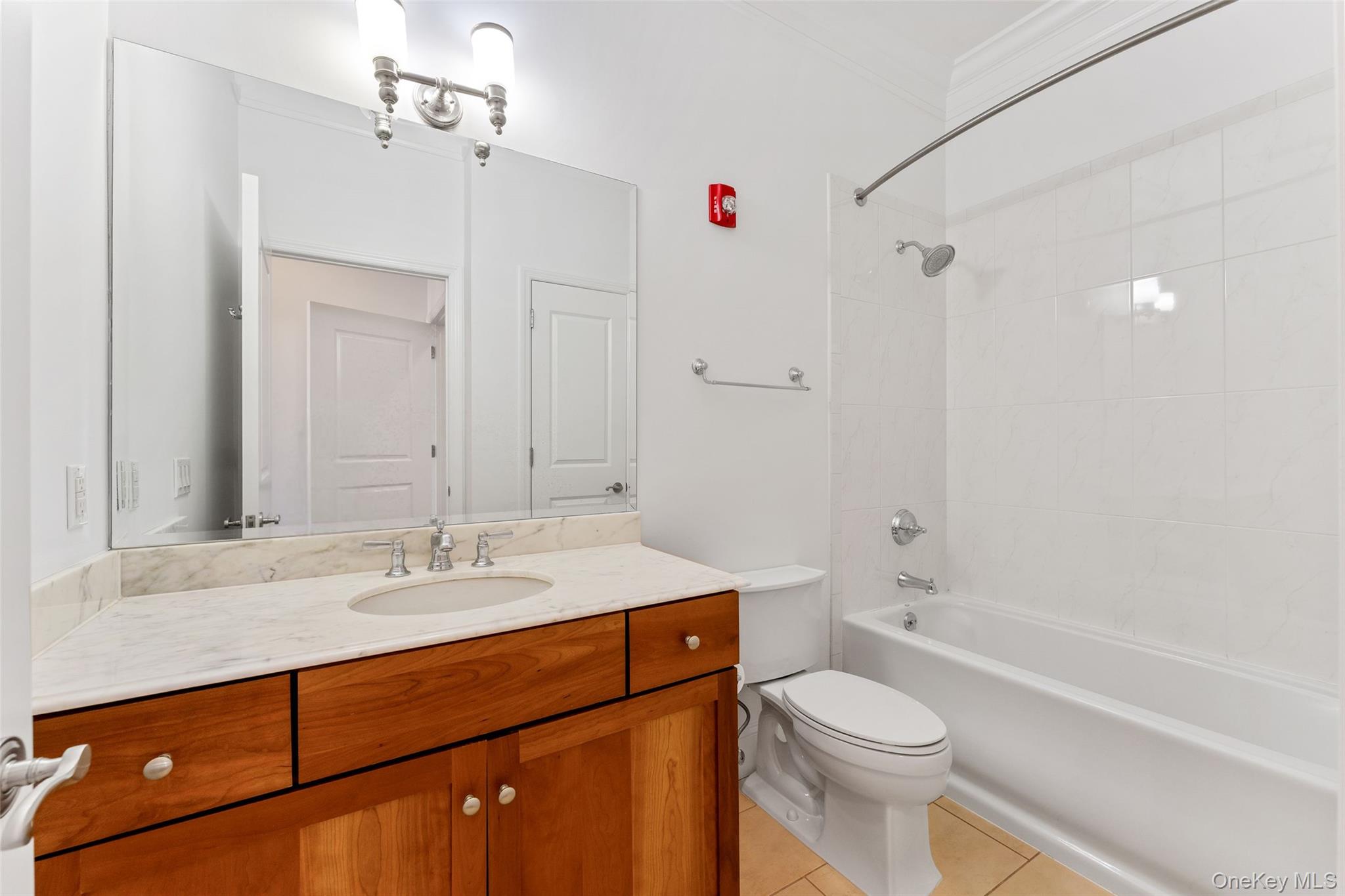 127 W Main Street Unit: 200