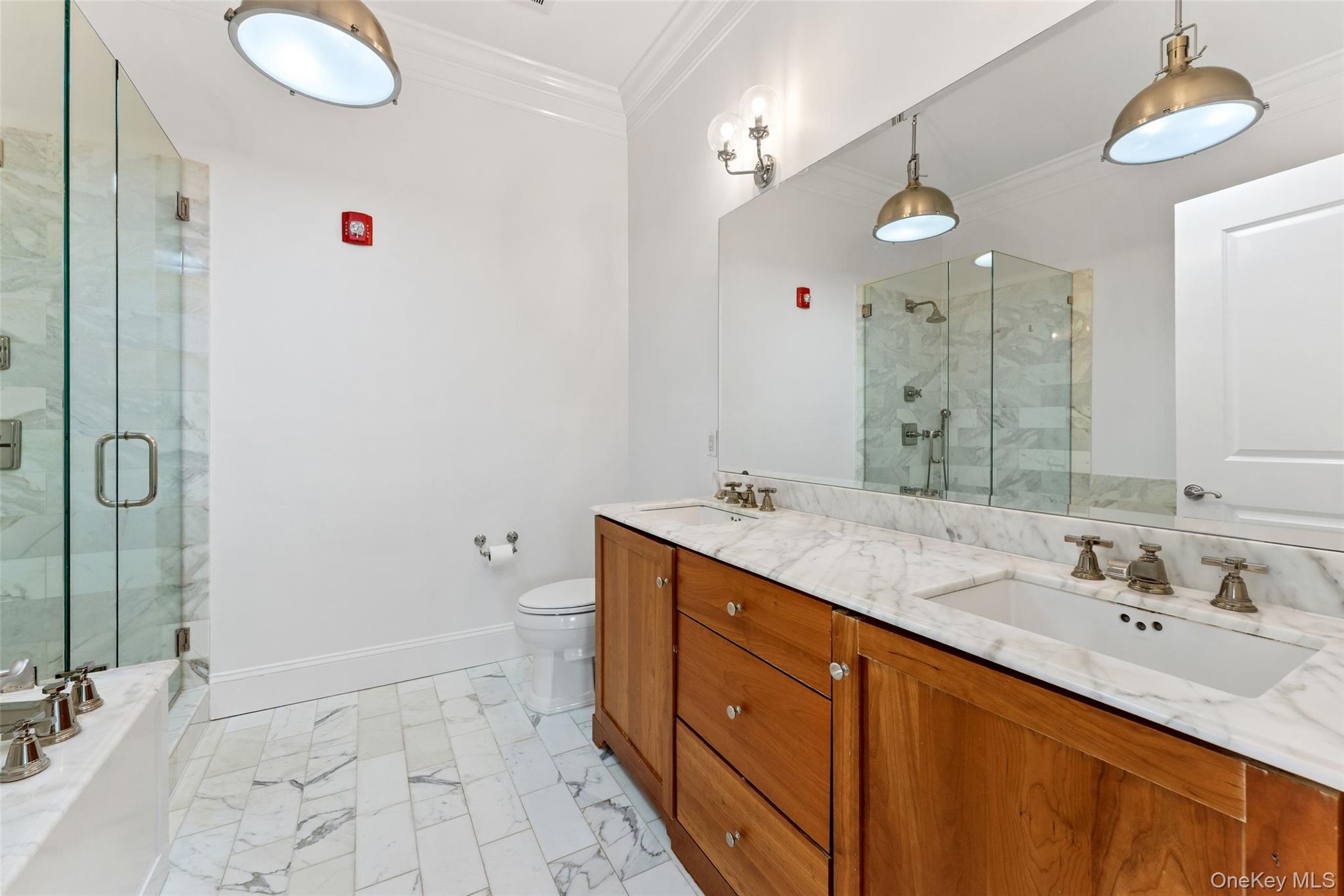 127 W Main Street Unit: 200