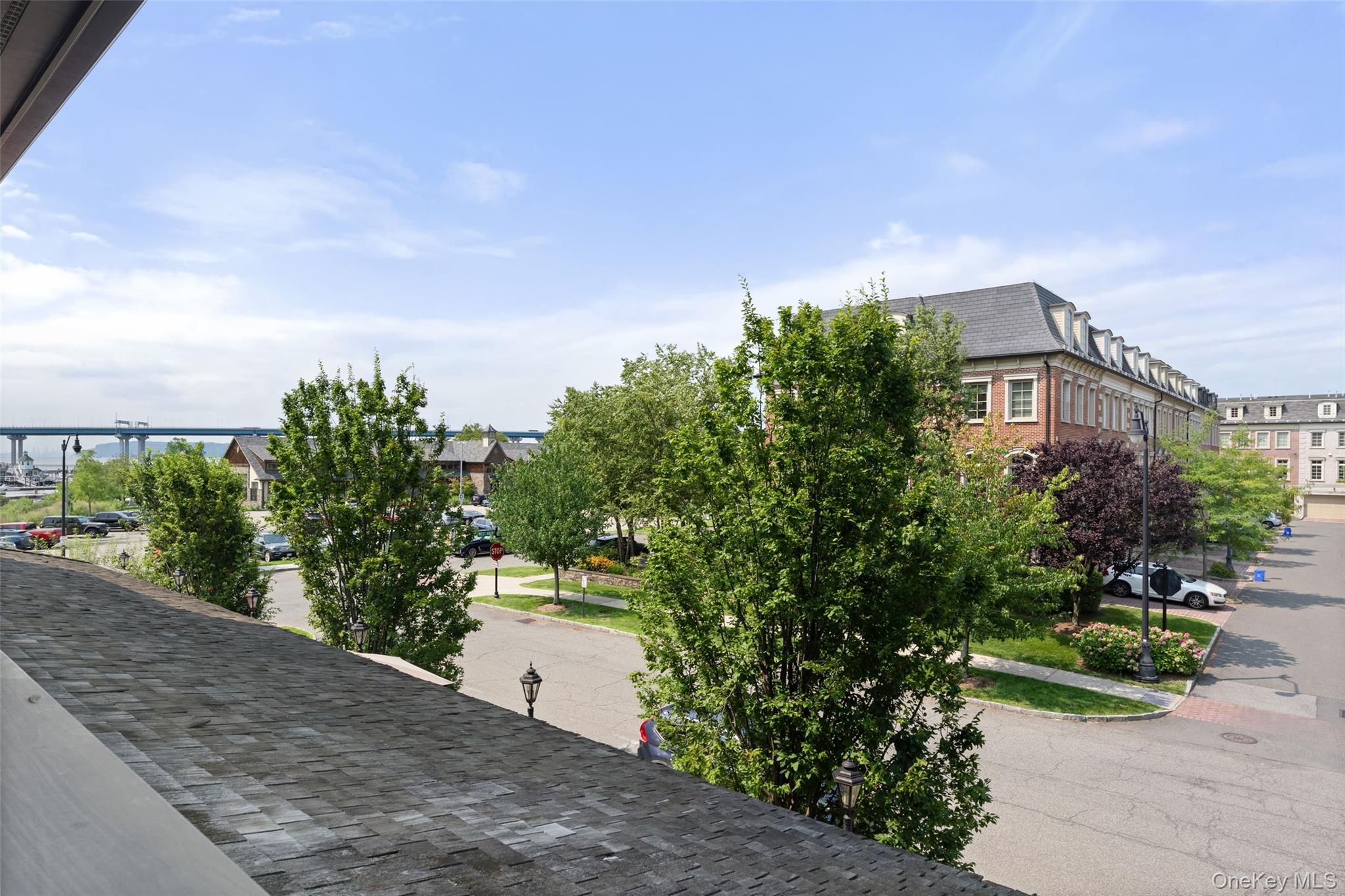 127 W Main Street Unit: 200