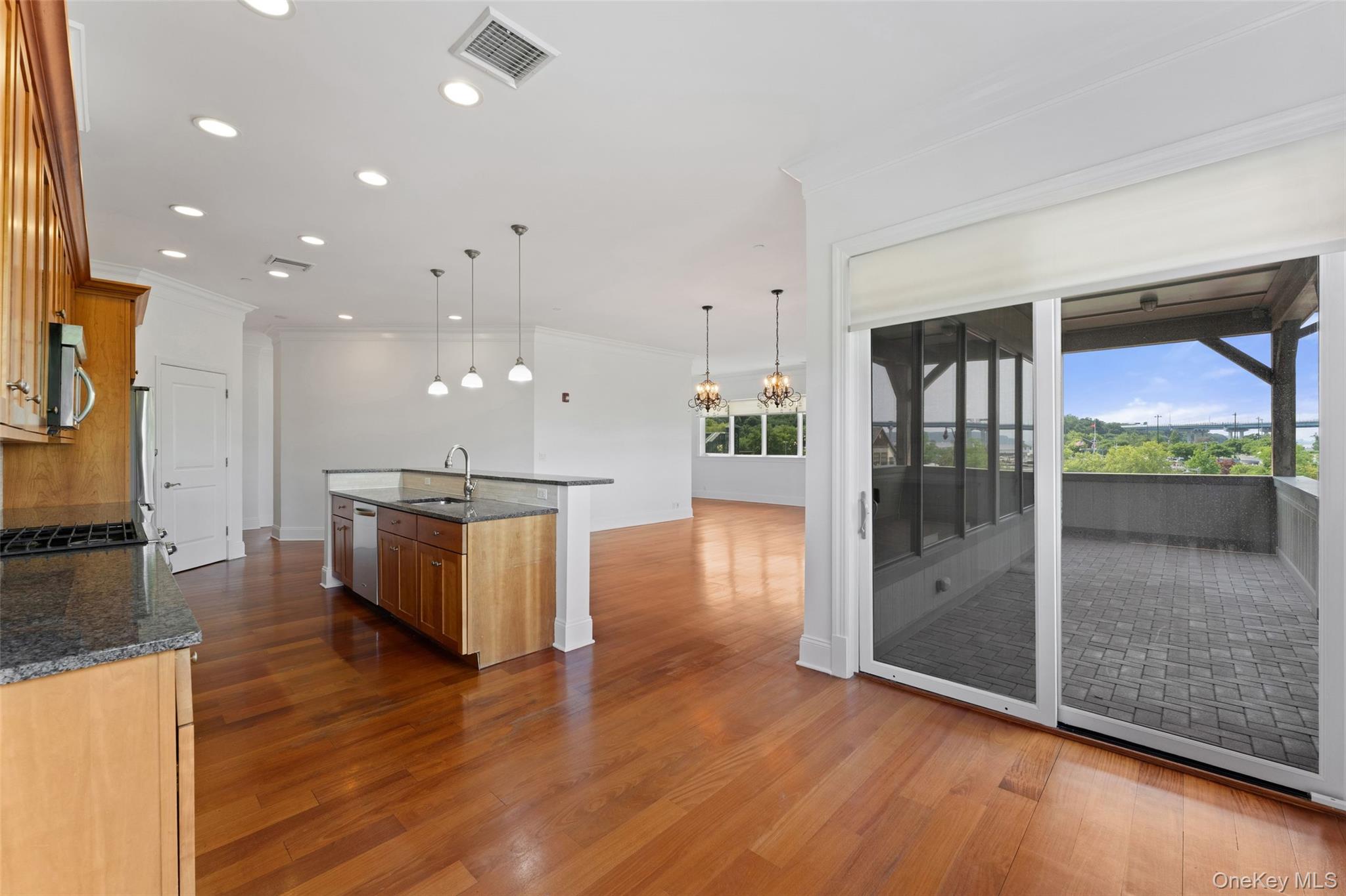 127 W Main Street Unit: 200