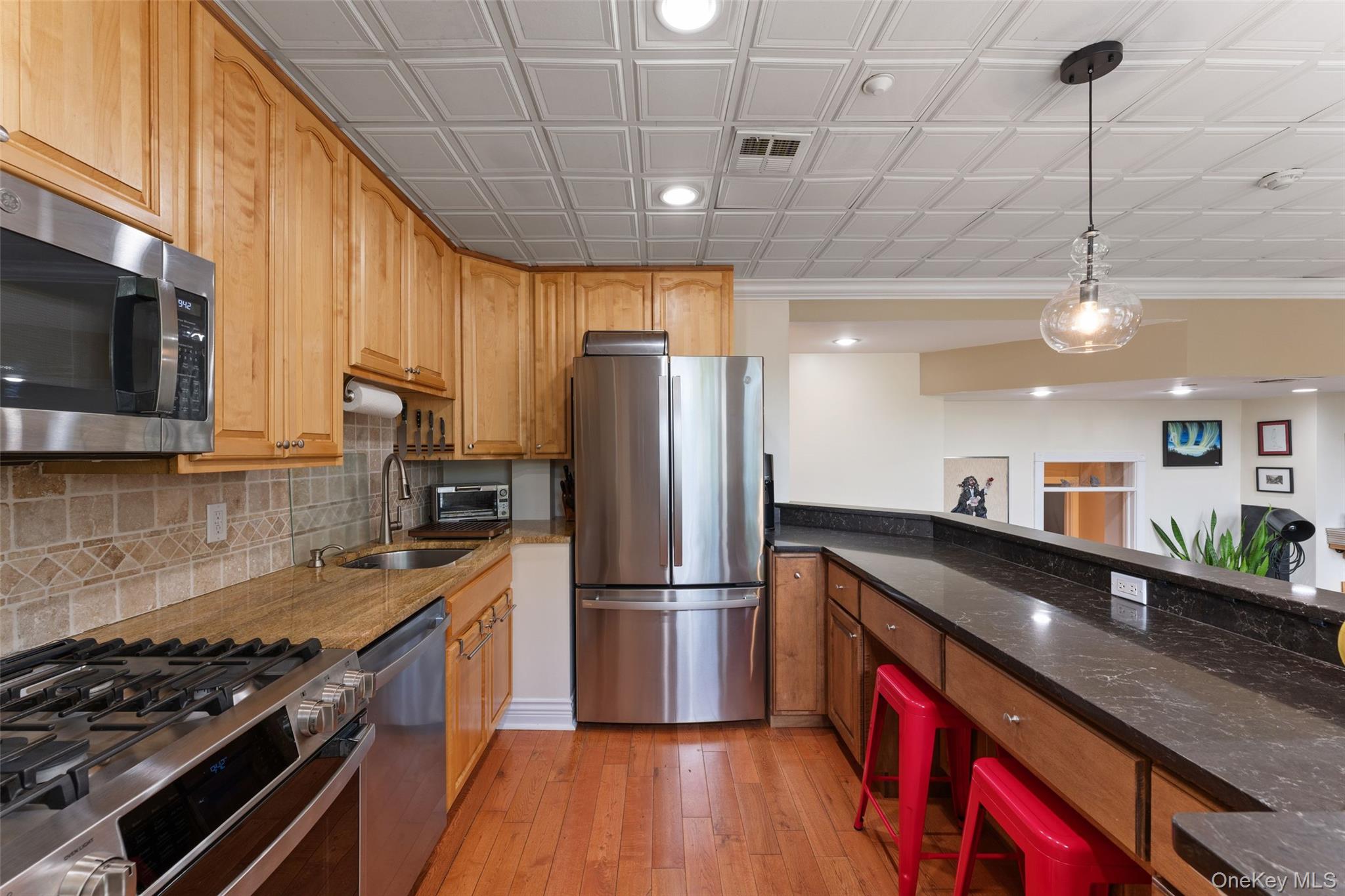 88 Broadway Unit: 2B