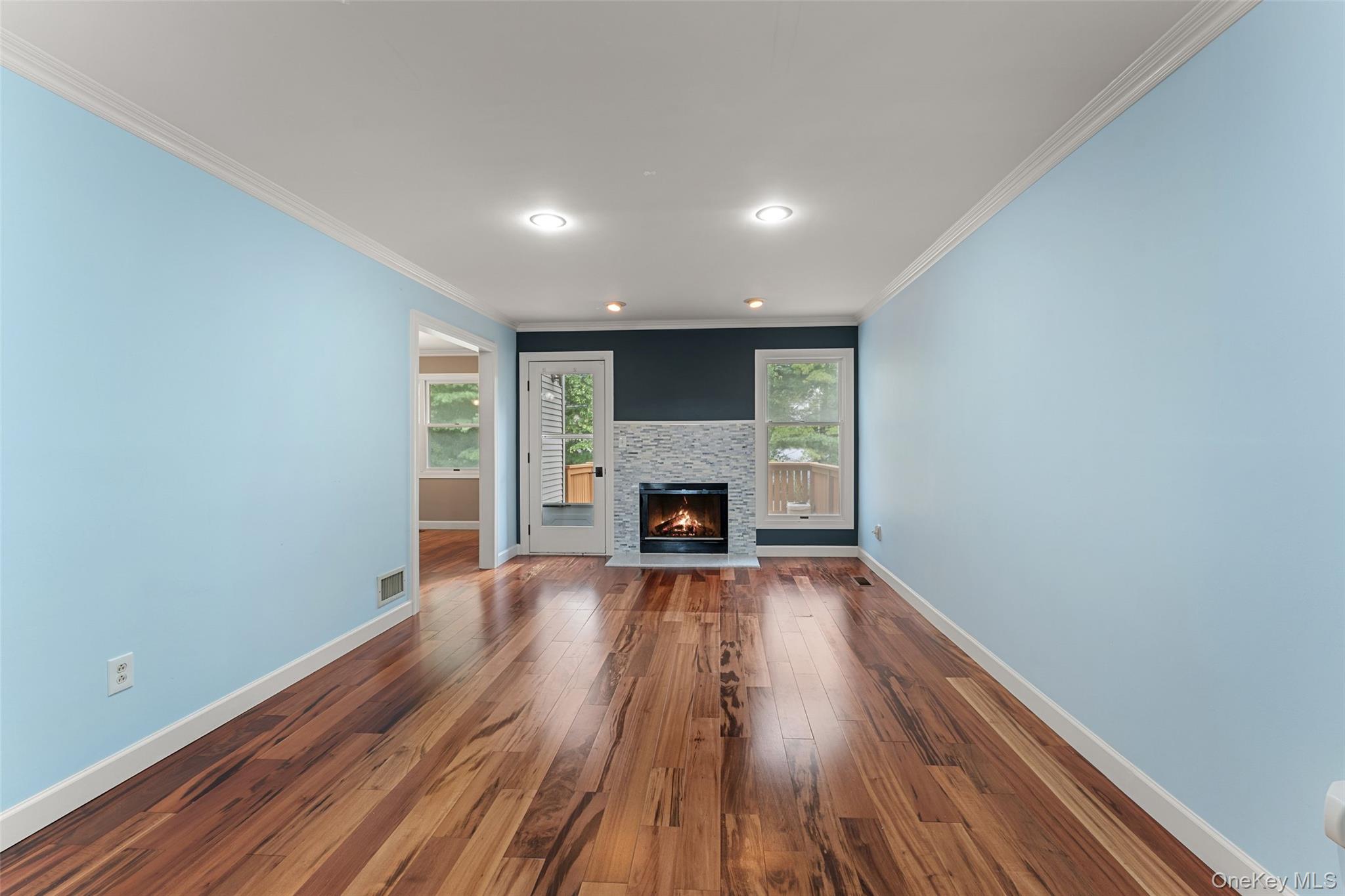 160 N Route 303 Unit: 4