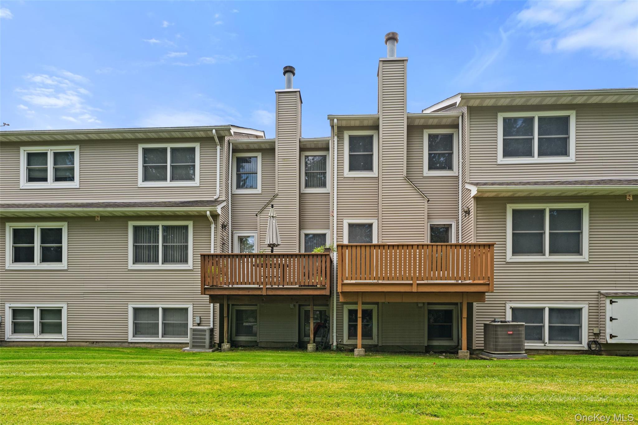 160 N Route 303 Unit: 4