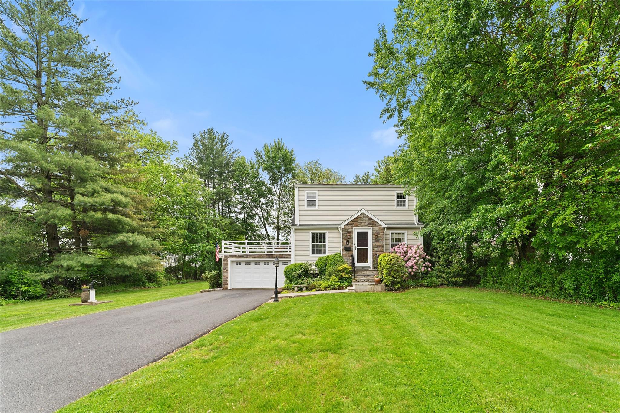 7 Beechwood Road