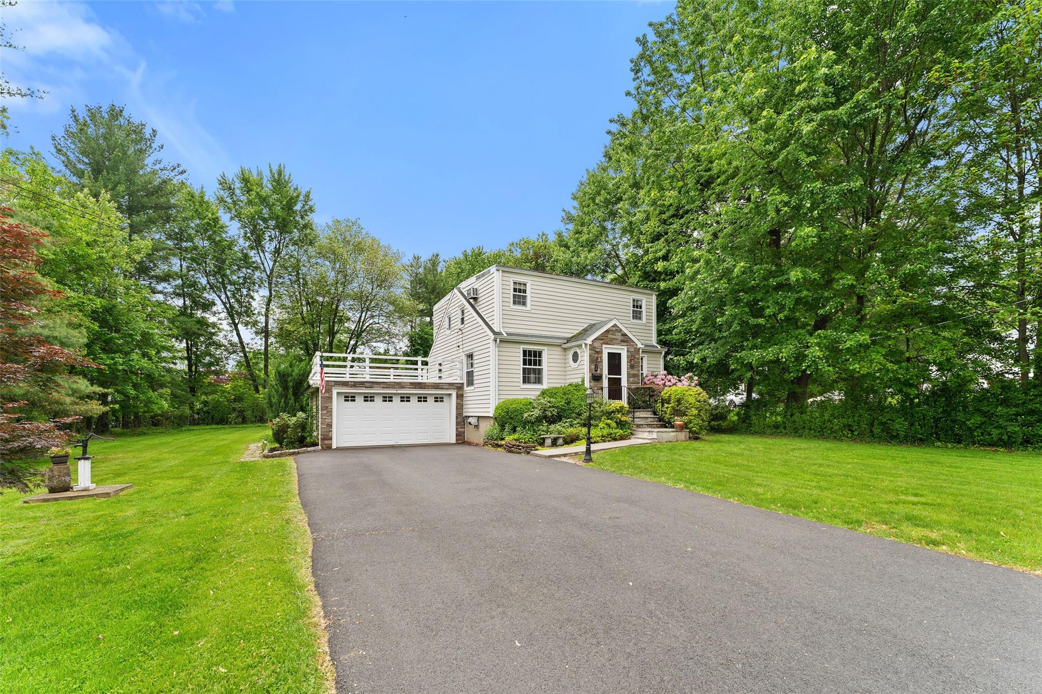 7 Beechwood Road