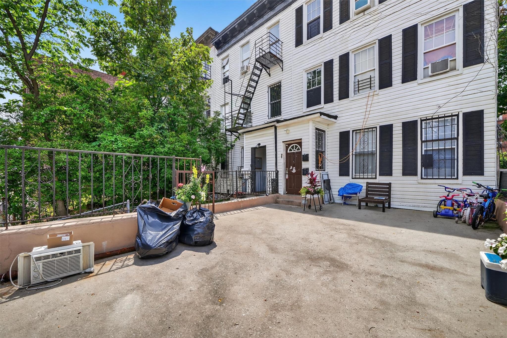 58 Herriot Street