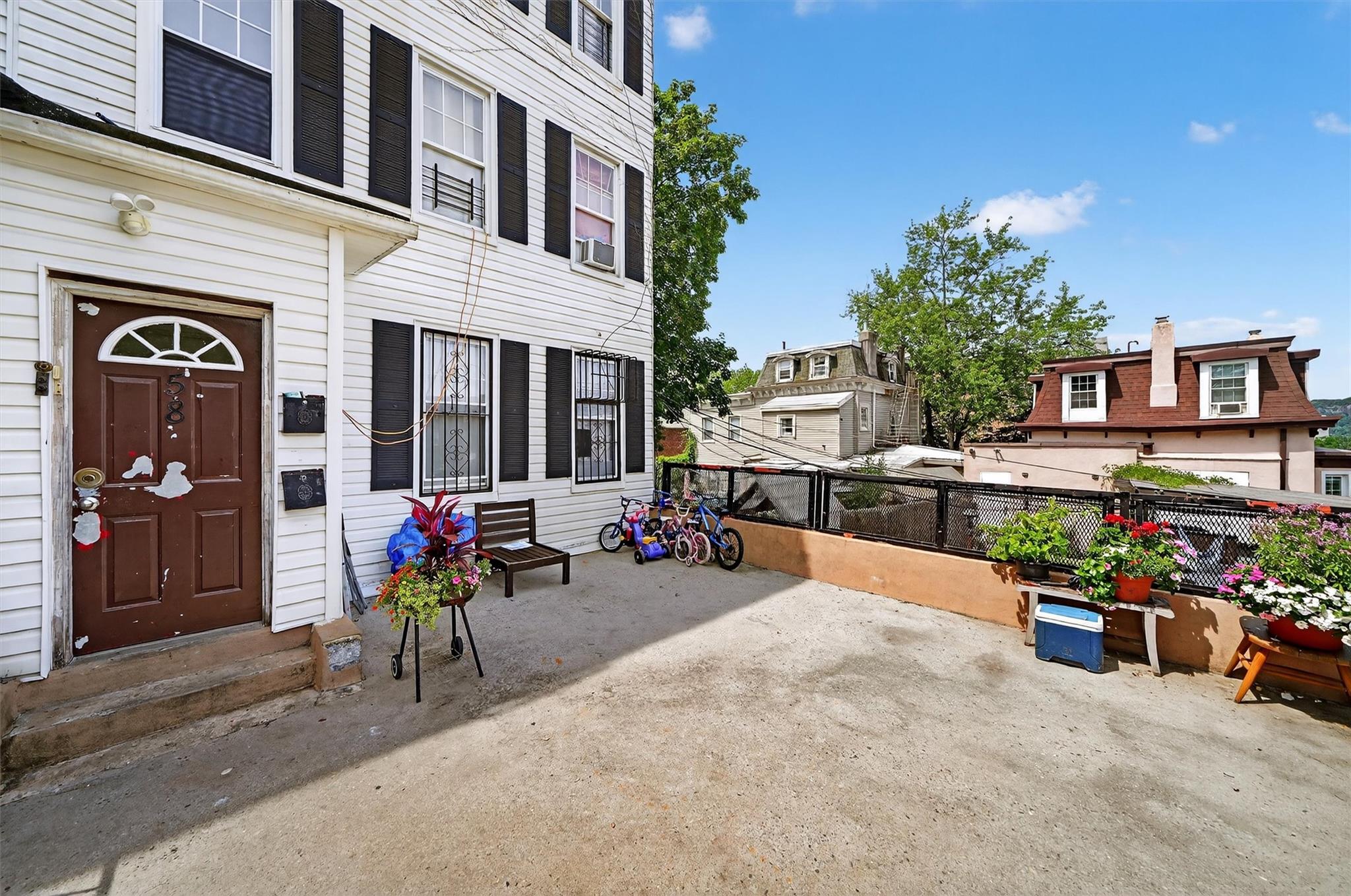 58 Herriot Street