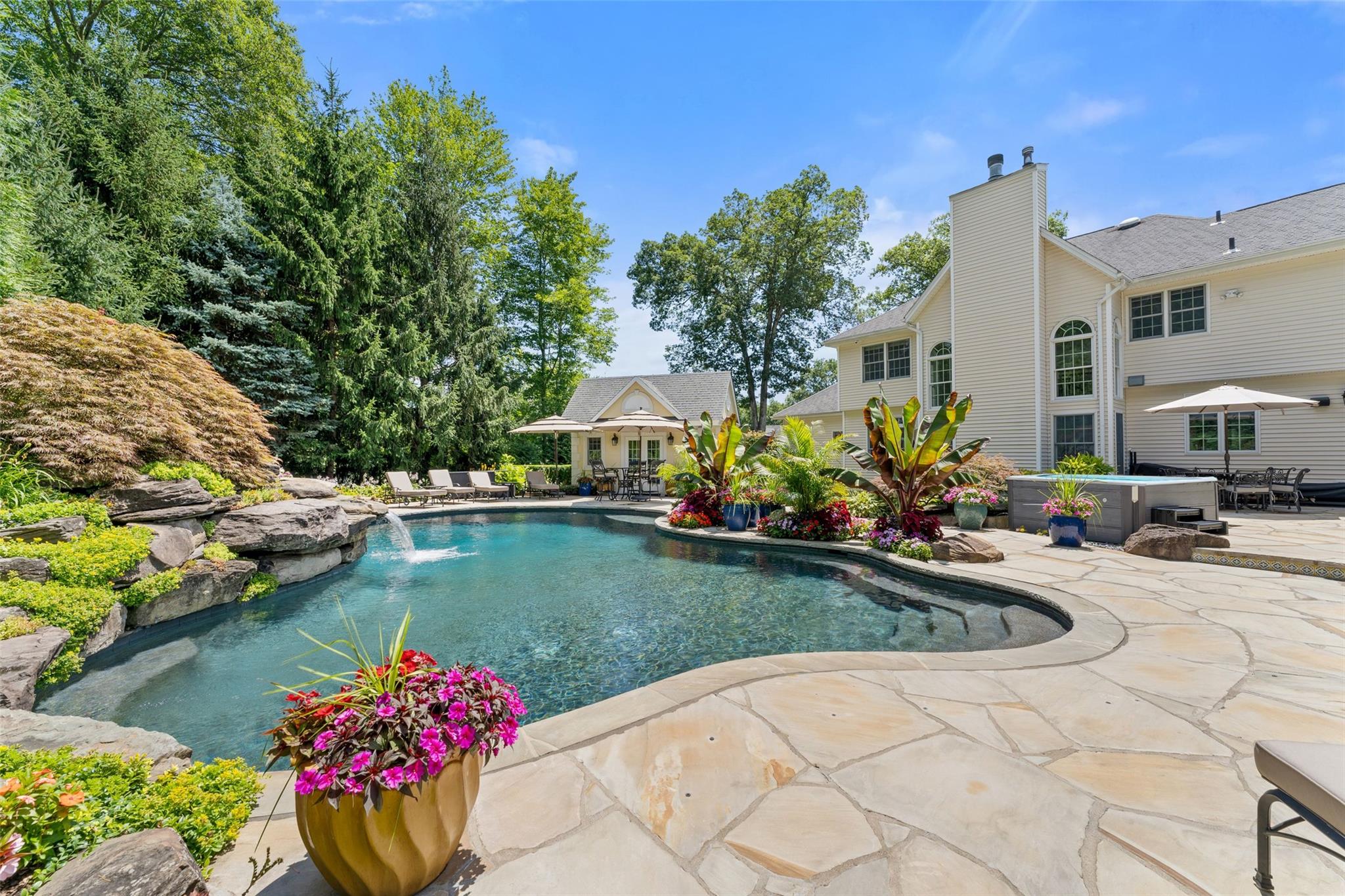 22 Perrins Peak Road