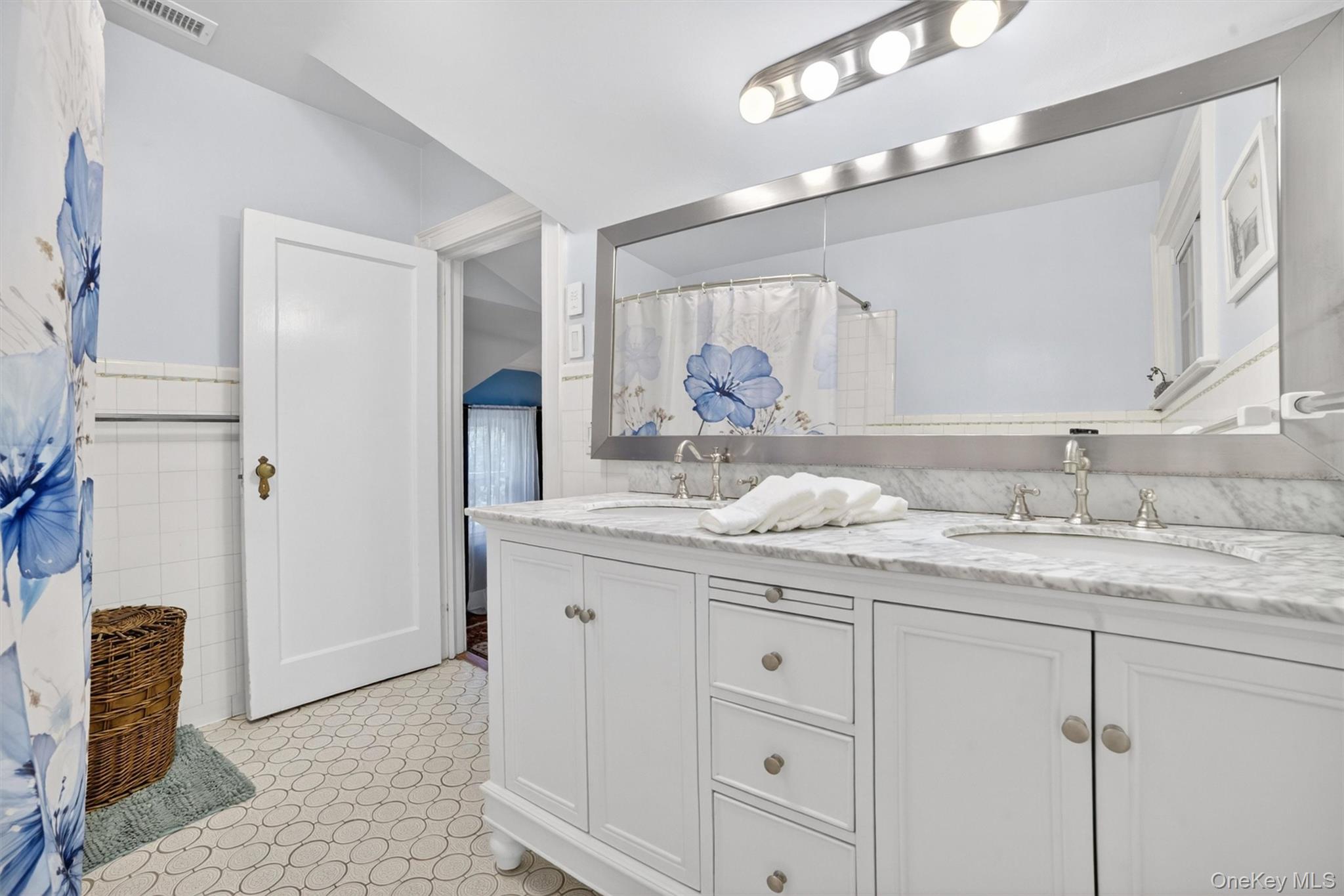 77 Edgemont Road