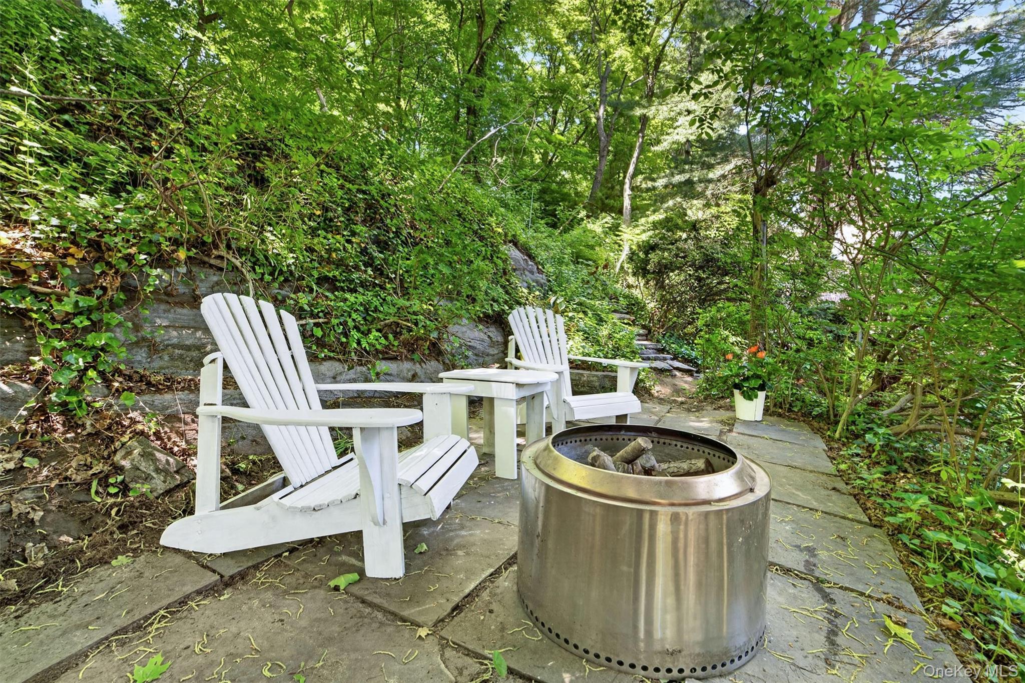 77 Edgemont Road