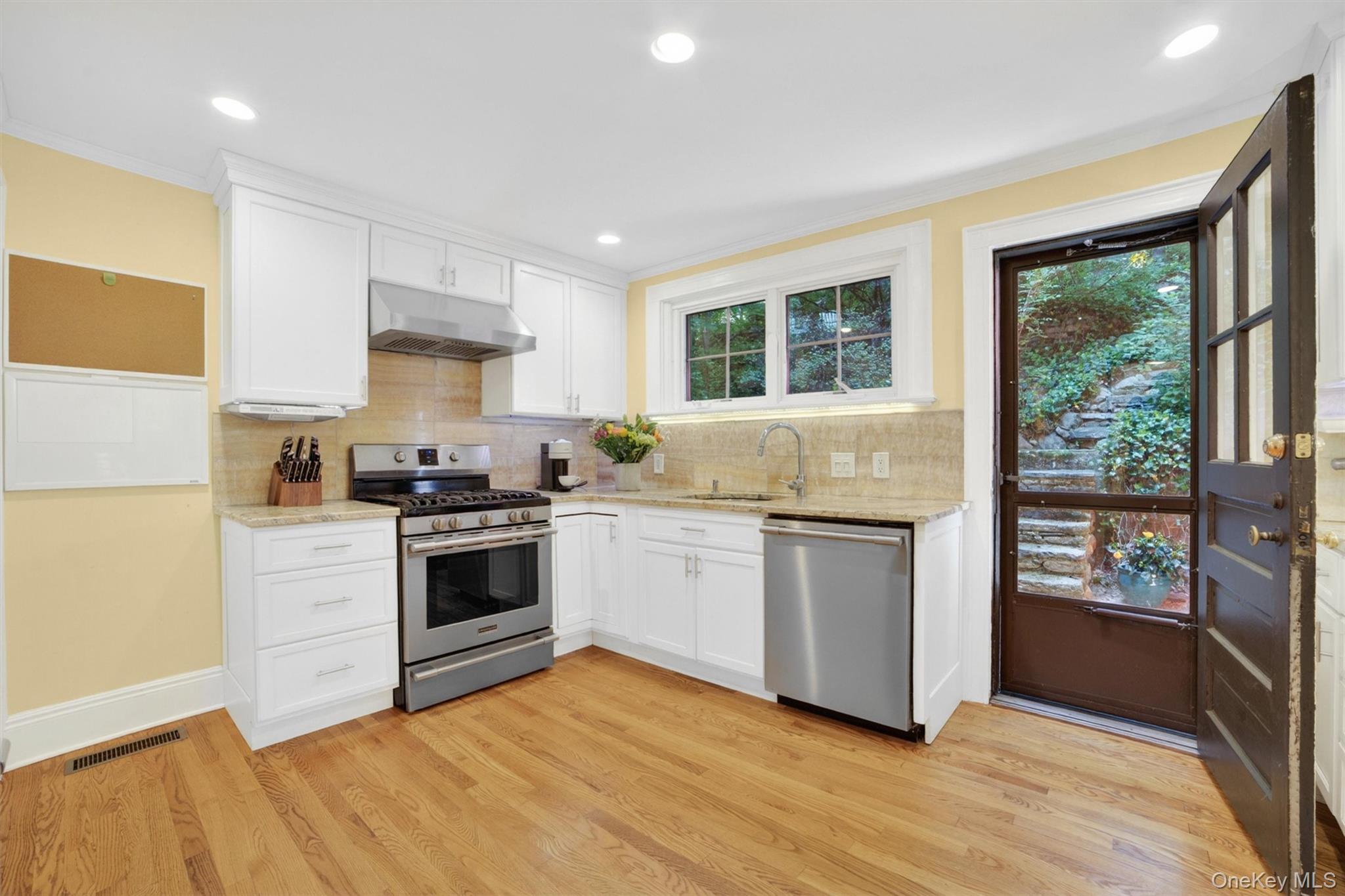 77 Edgemont Road