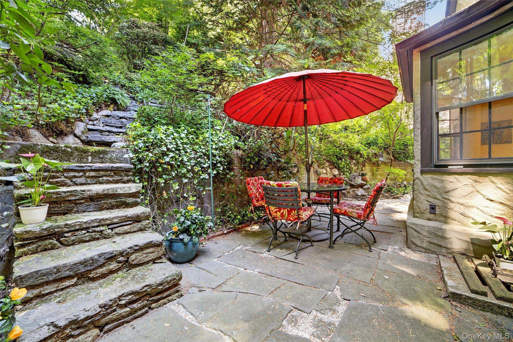 77 Edgemont Road