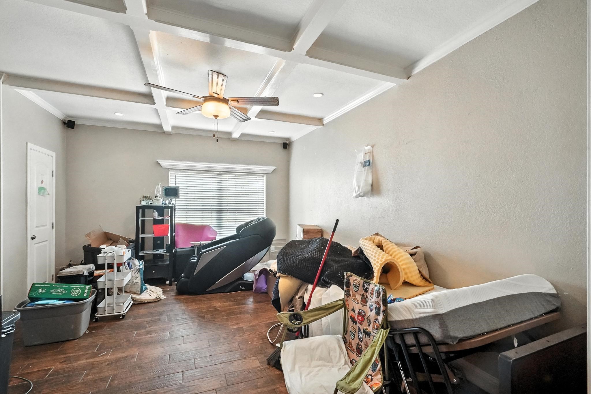 6250 Bay Hill Drive