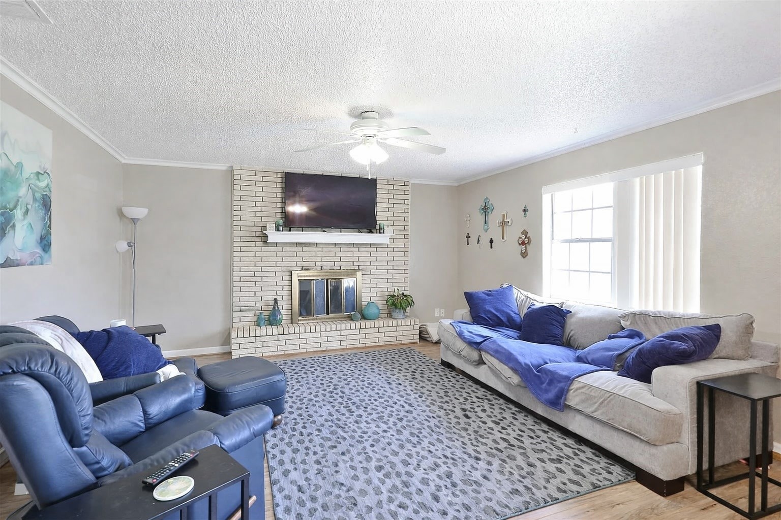 858-860 Vista Lane