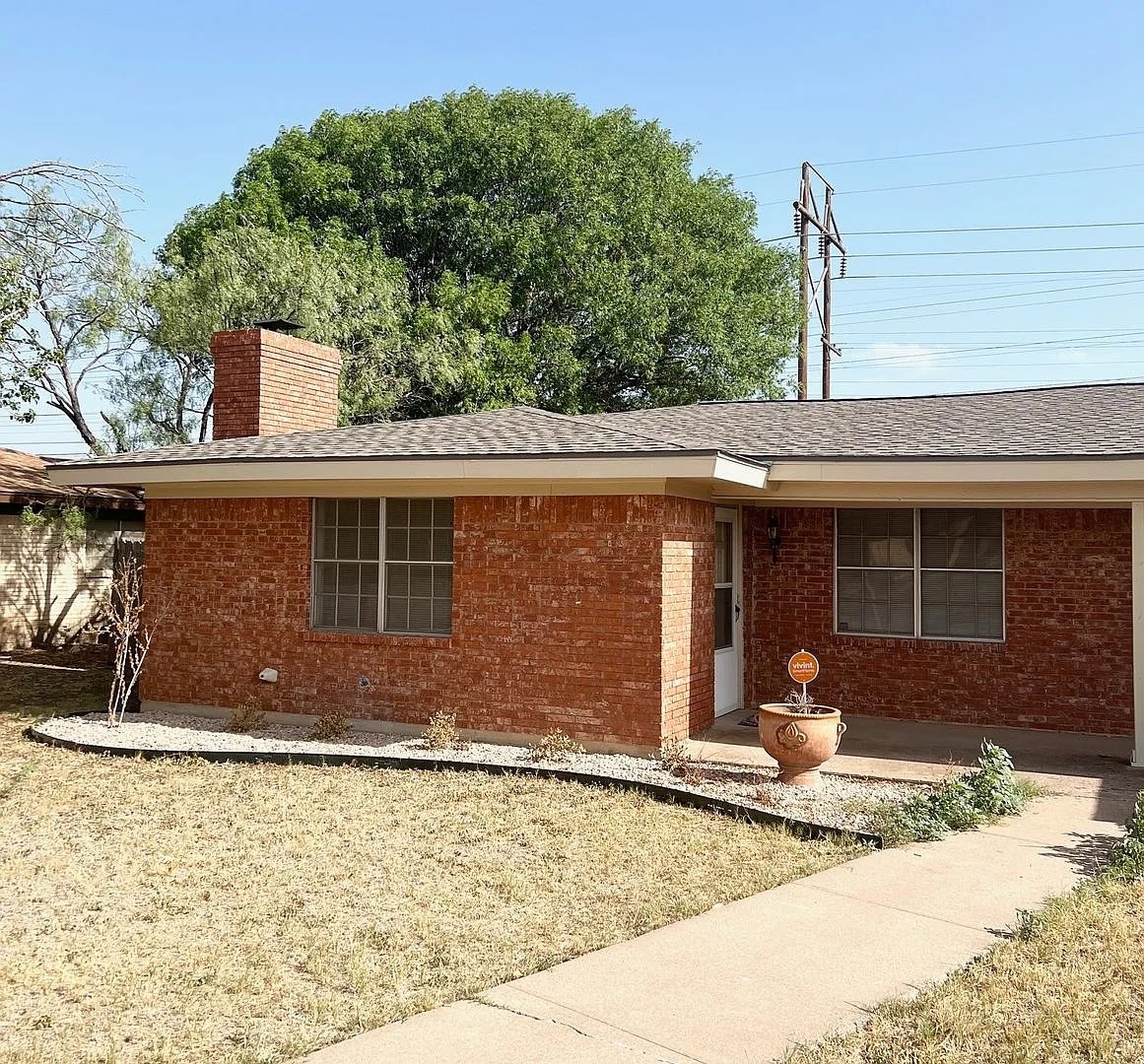 858-860 Vista Lane