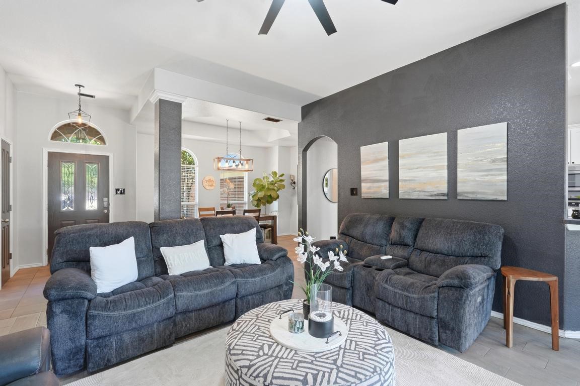 4917 Crystal Creek