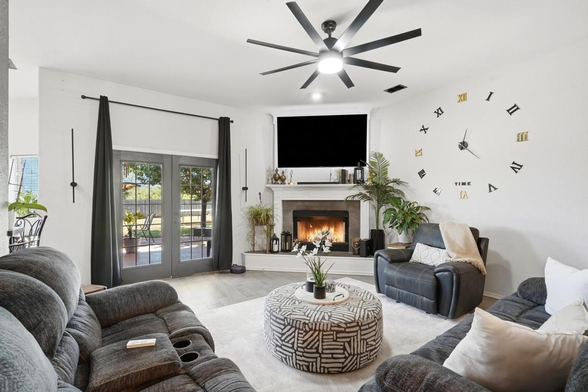 4917 Crystal Creek