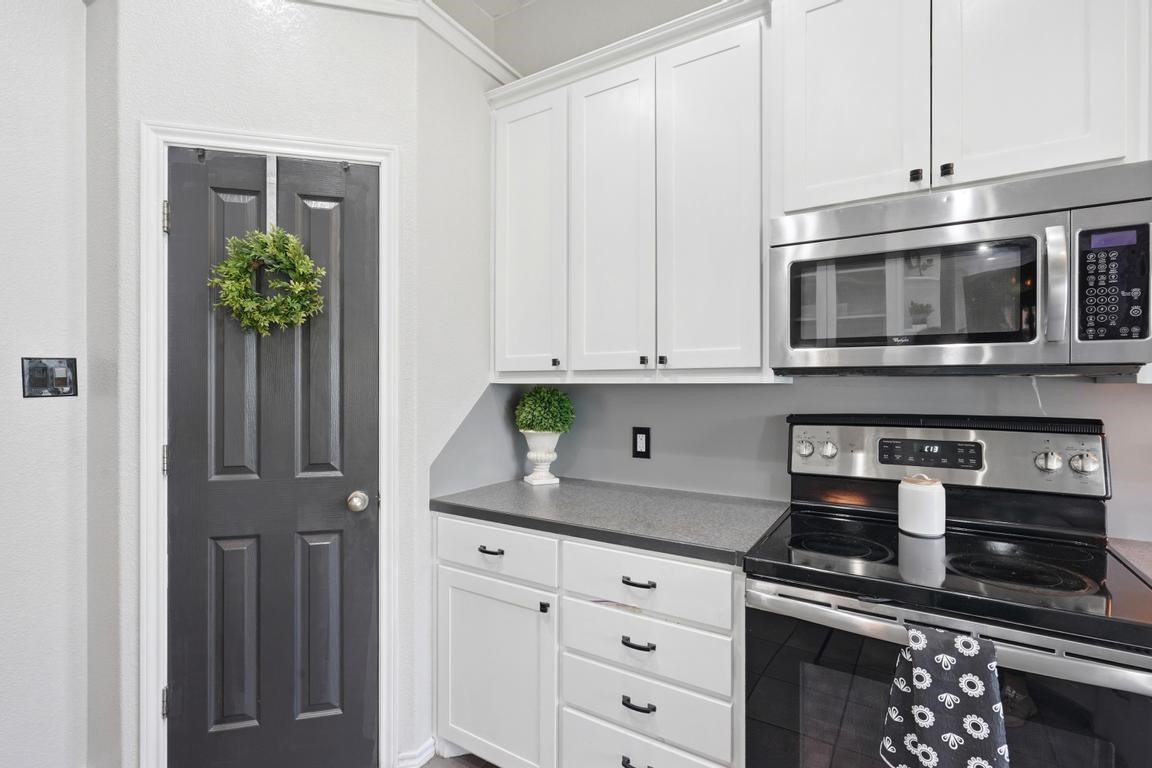 4917 Crystal Creek