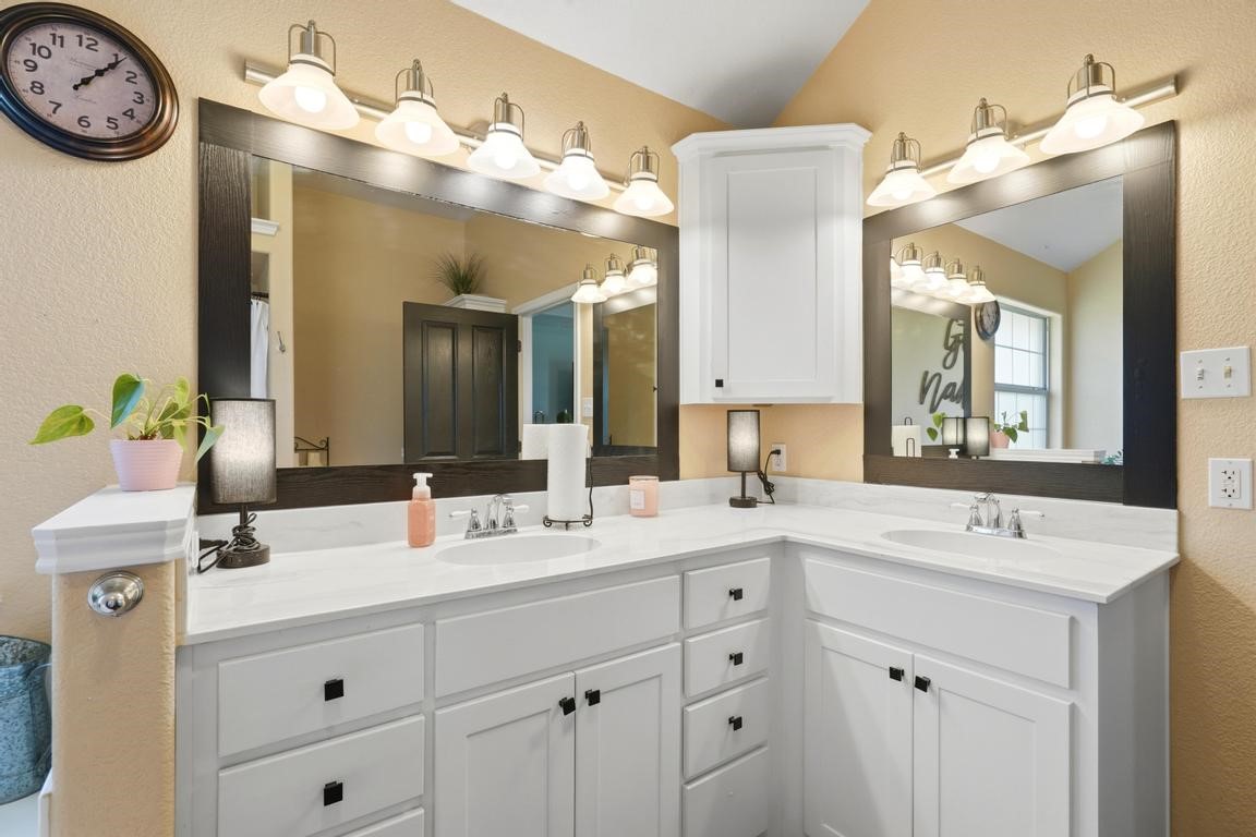 4917 Crystal Creek