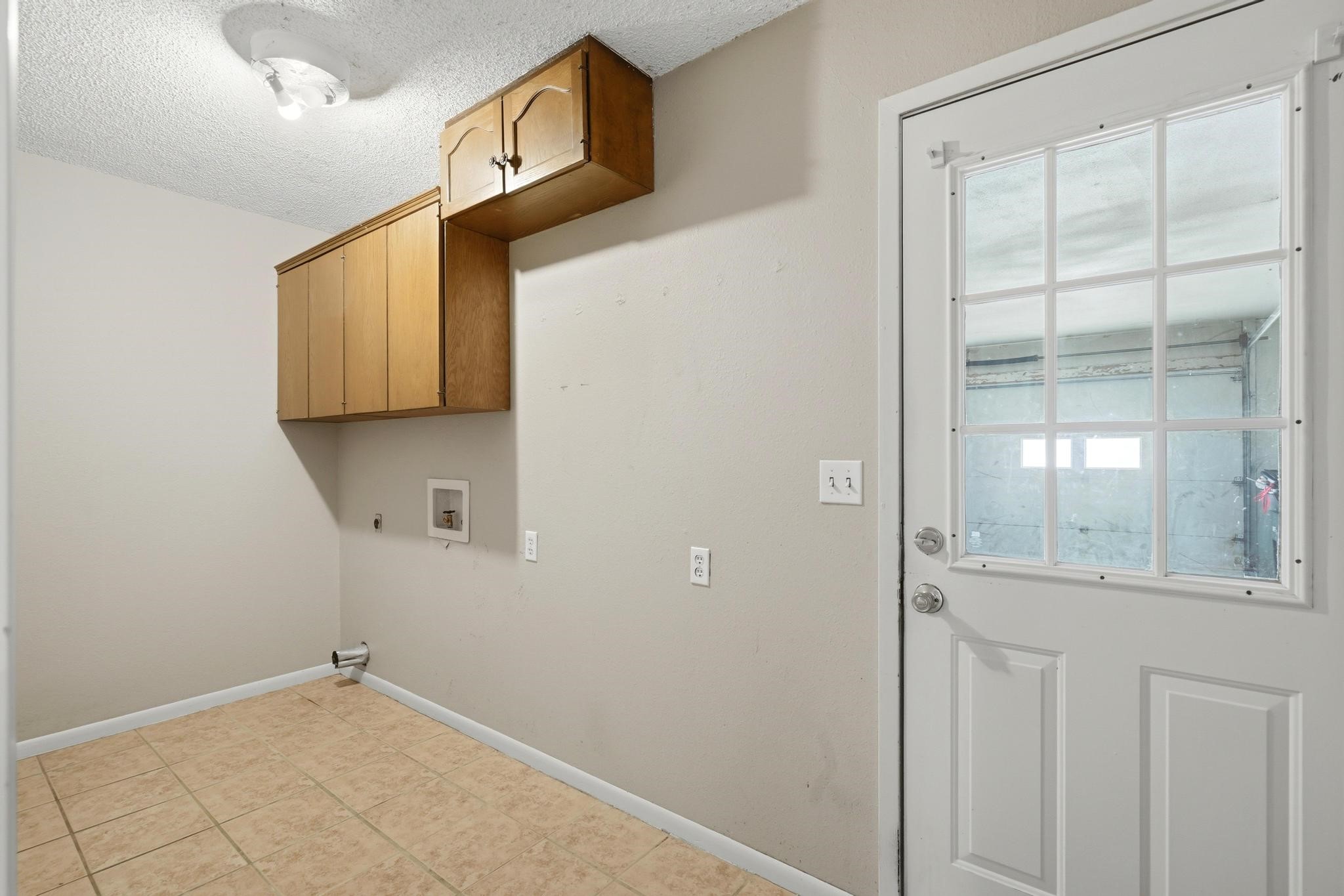 116 Greentree Cir