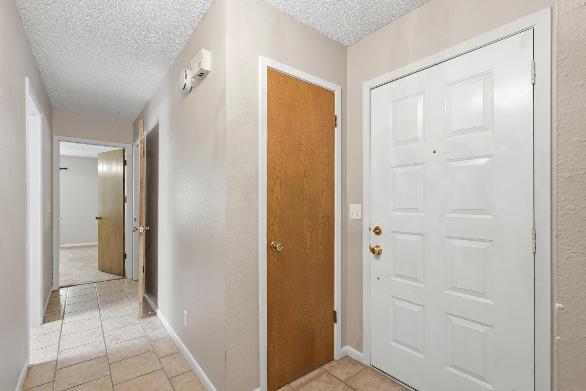 116 Greentree Cir
