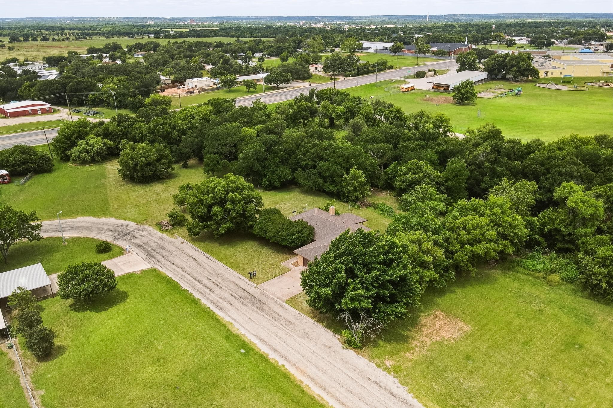 116 Greentree Cir