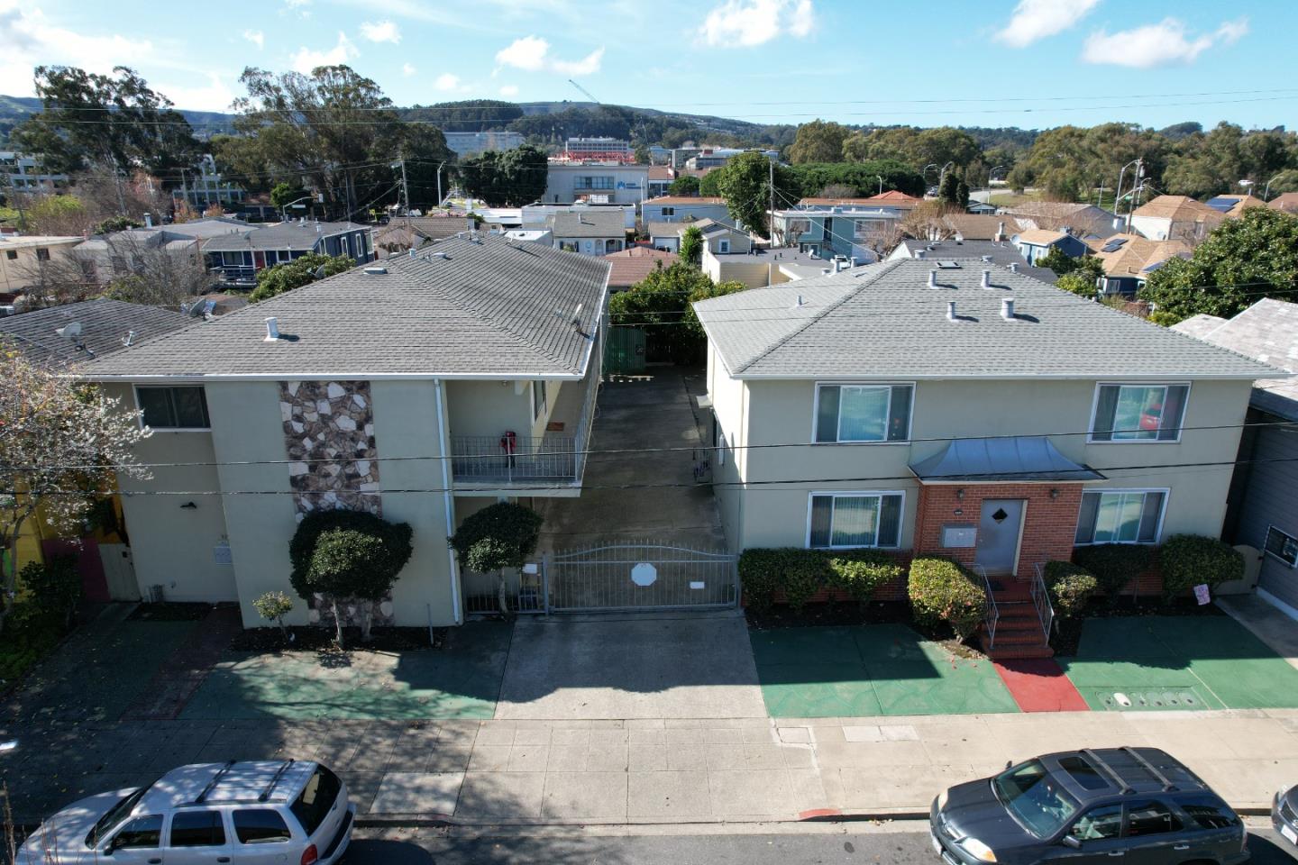 927-933 Green AVE