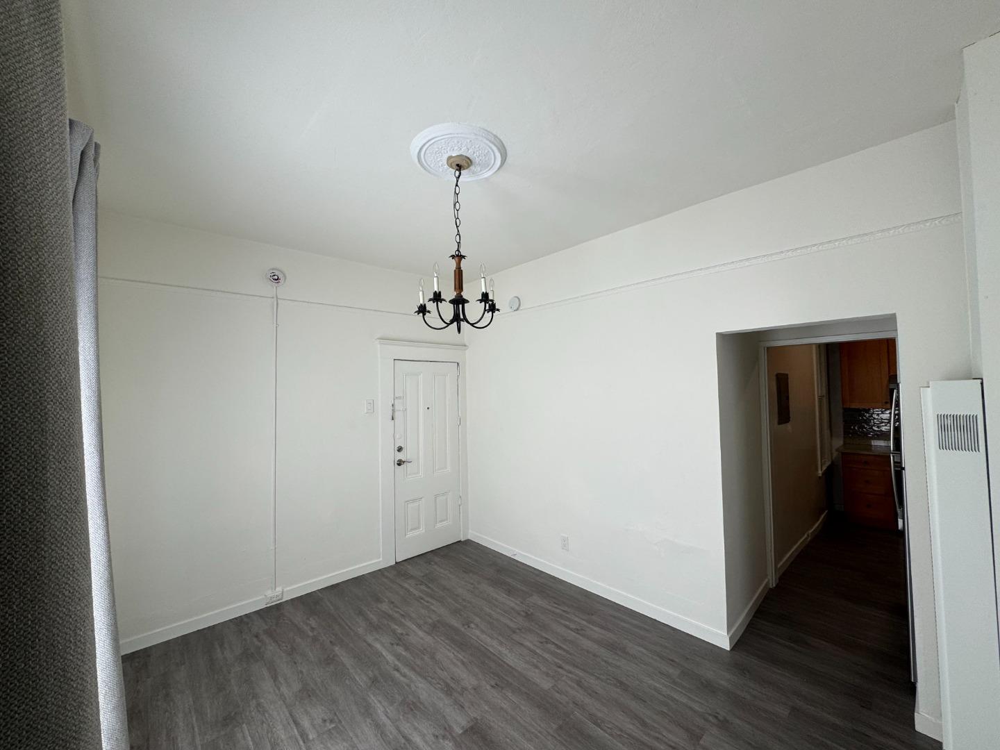 326 Cortland AVE