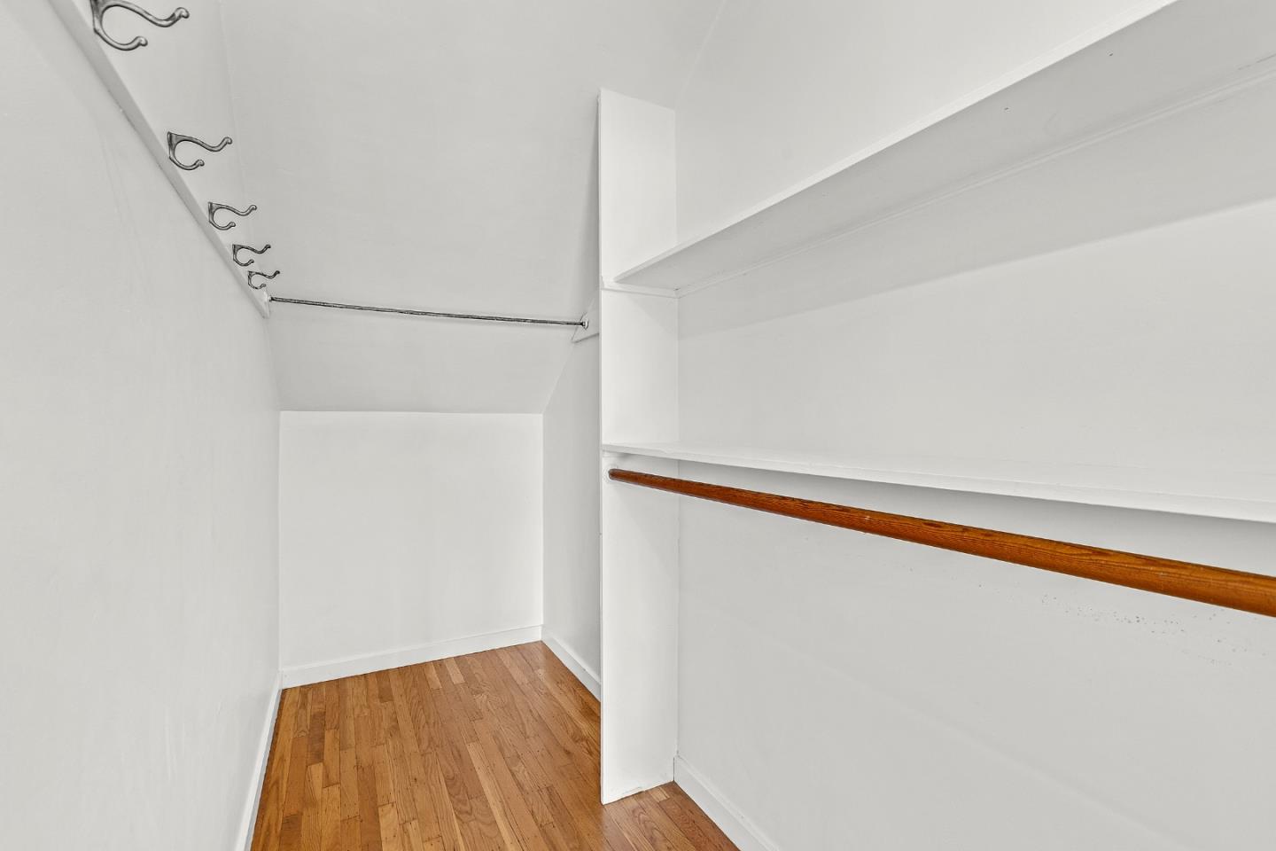 476 42nd Street