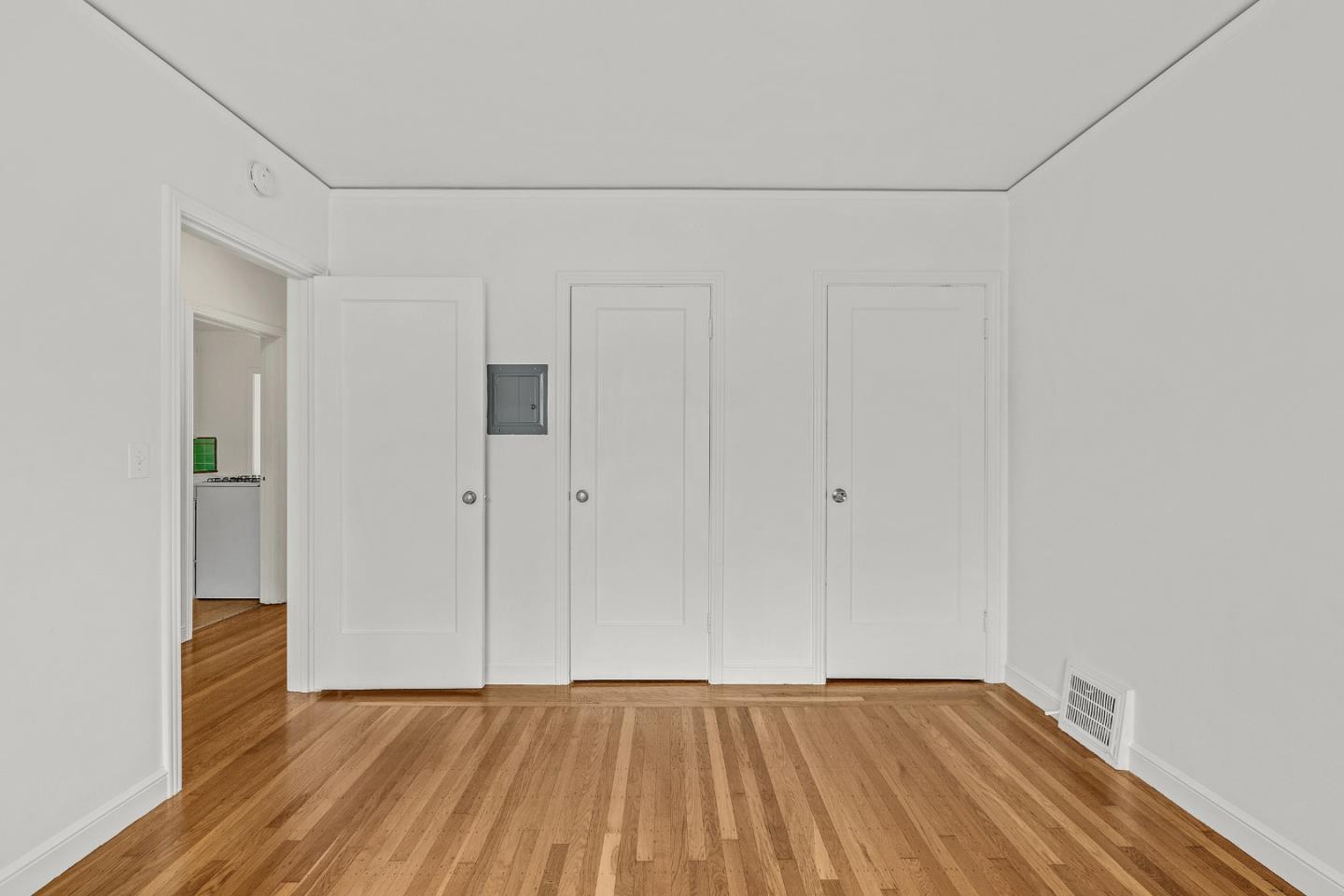 476 42nd Street