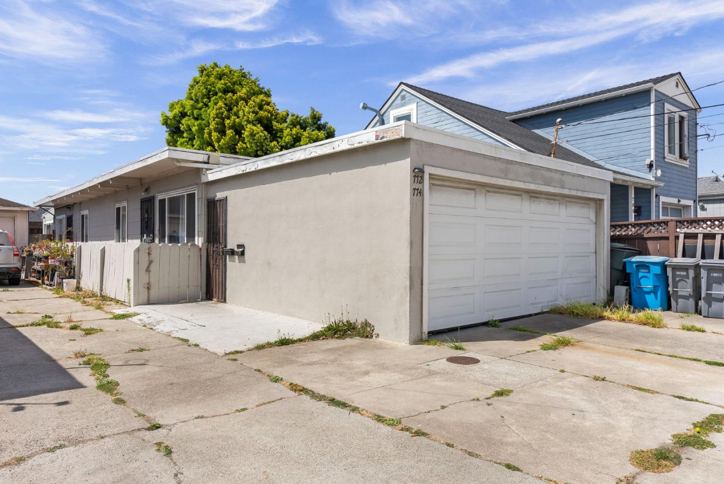 772 Walnut ST