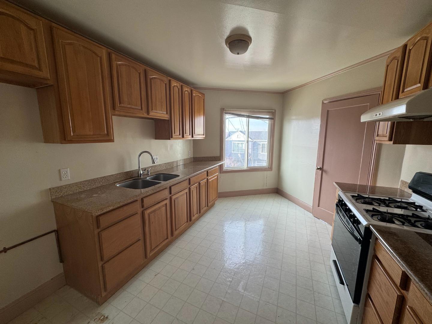 729-733 Randolph ST