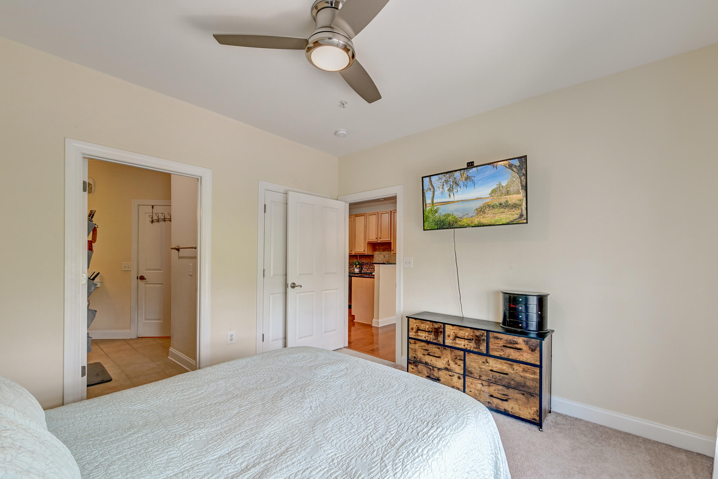 2244 Ashley Crossing Drive # 121