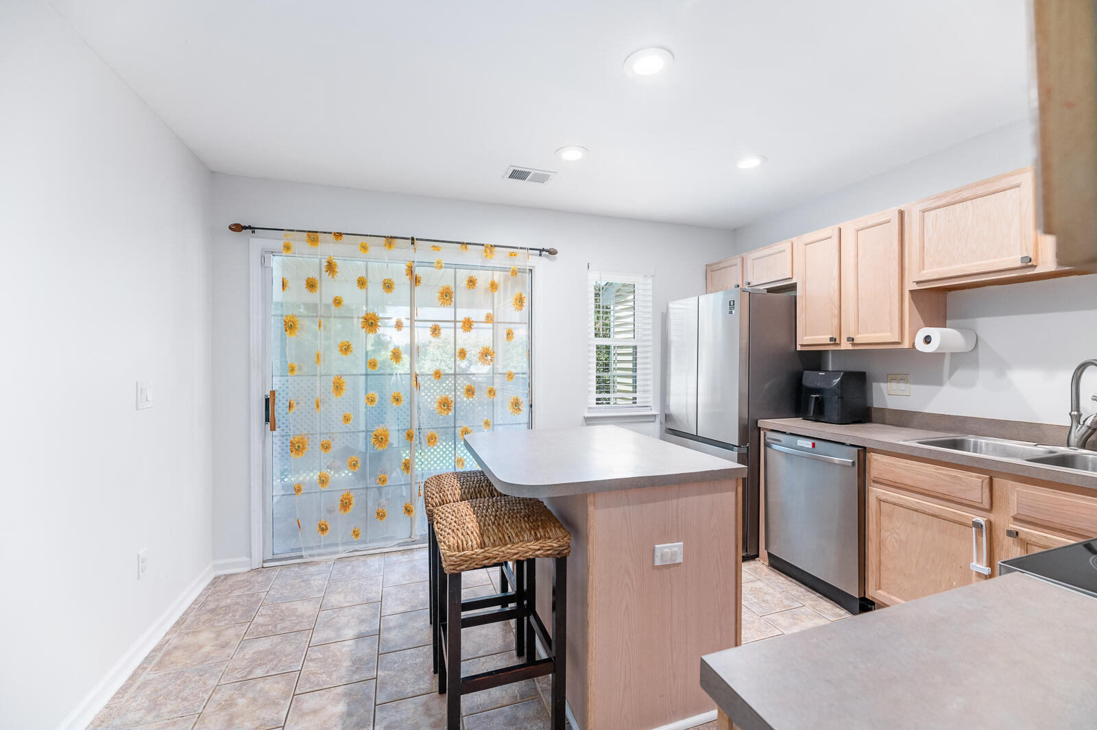 8009 Shadow Oak Drive