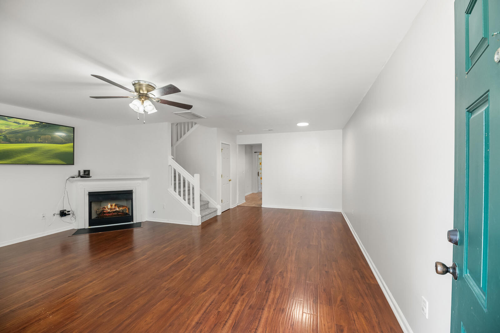 8009 Shadow Oak Drive