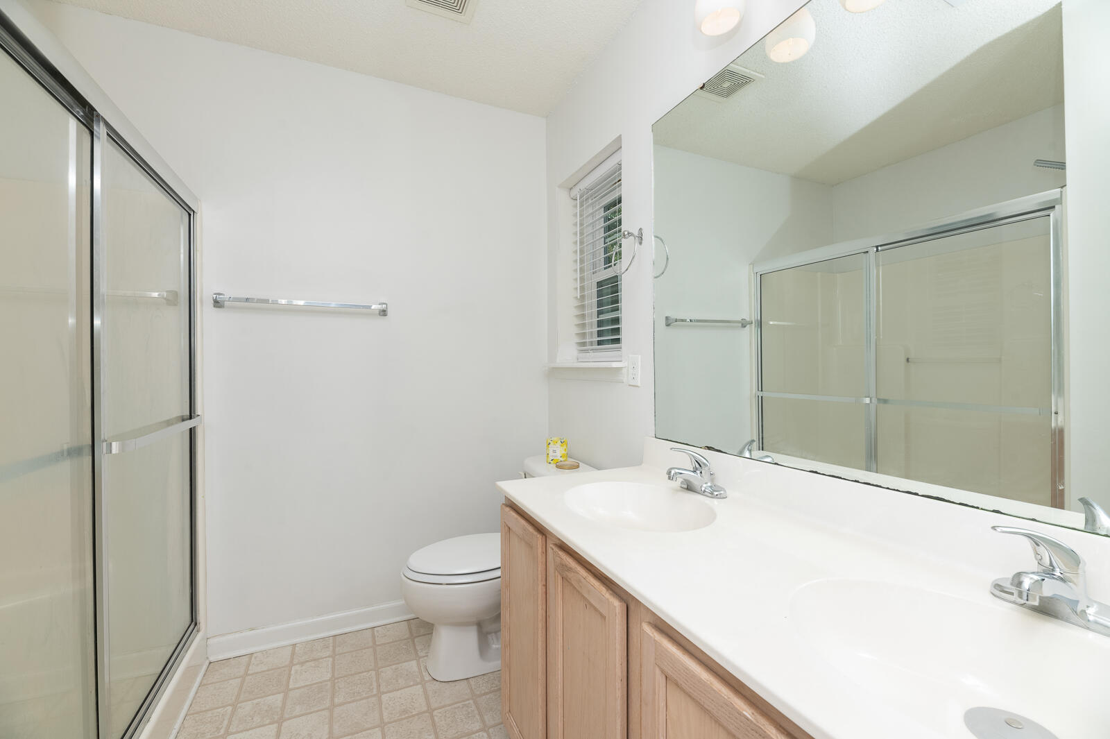 8009 Shadow Oak Drive