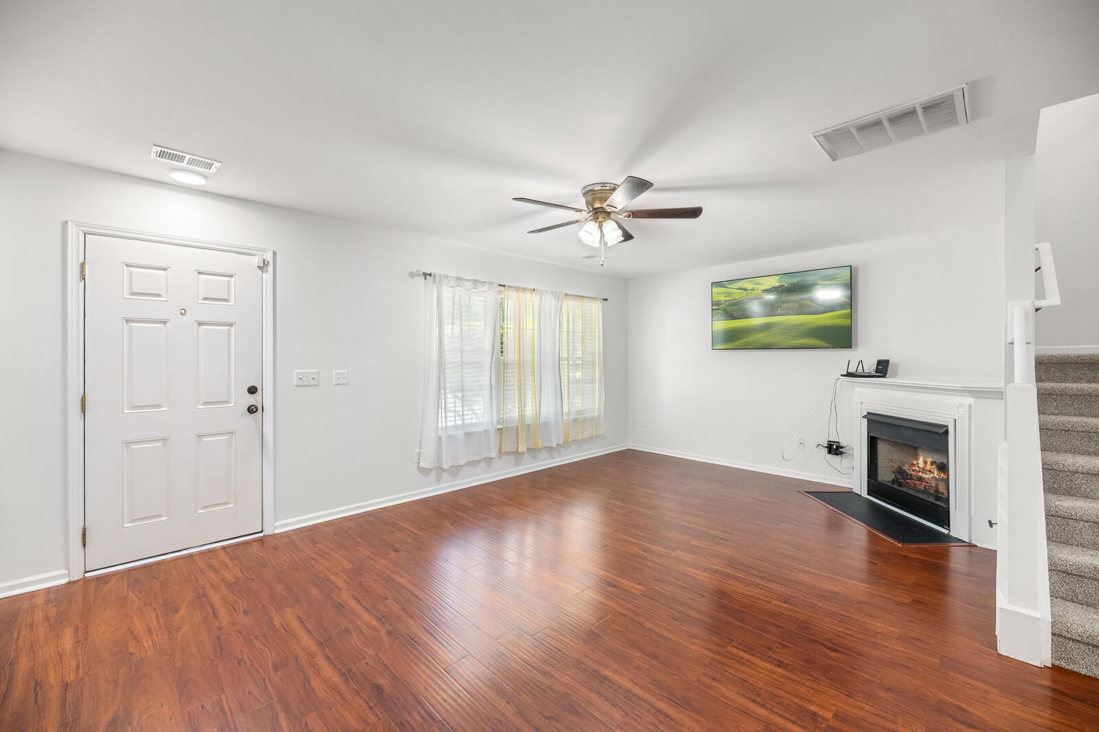 8009 Shadow Oak Drive