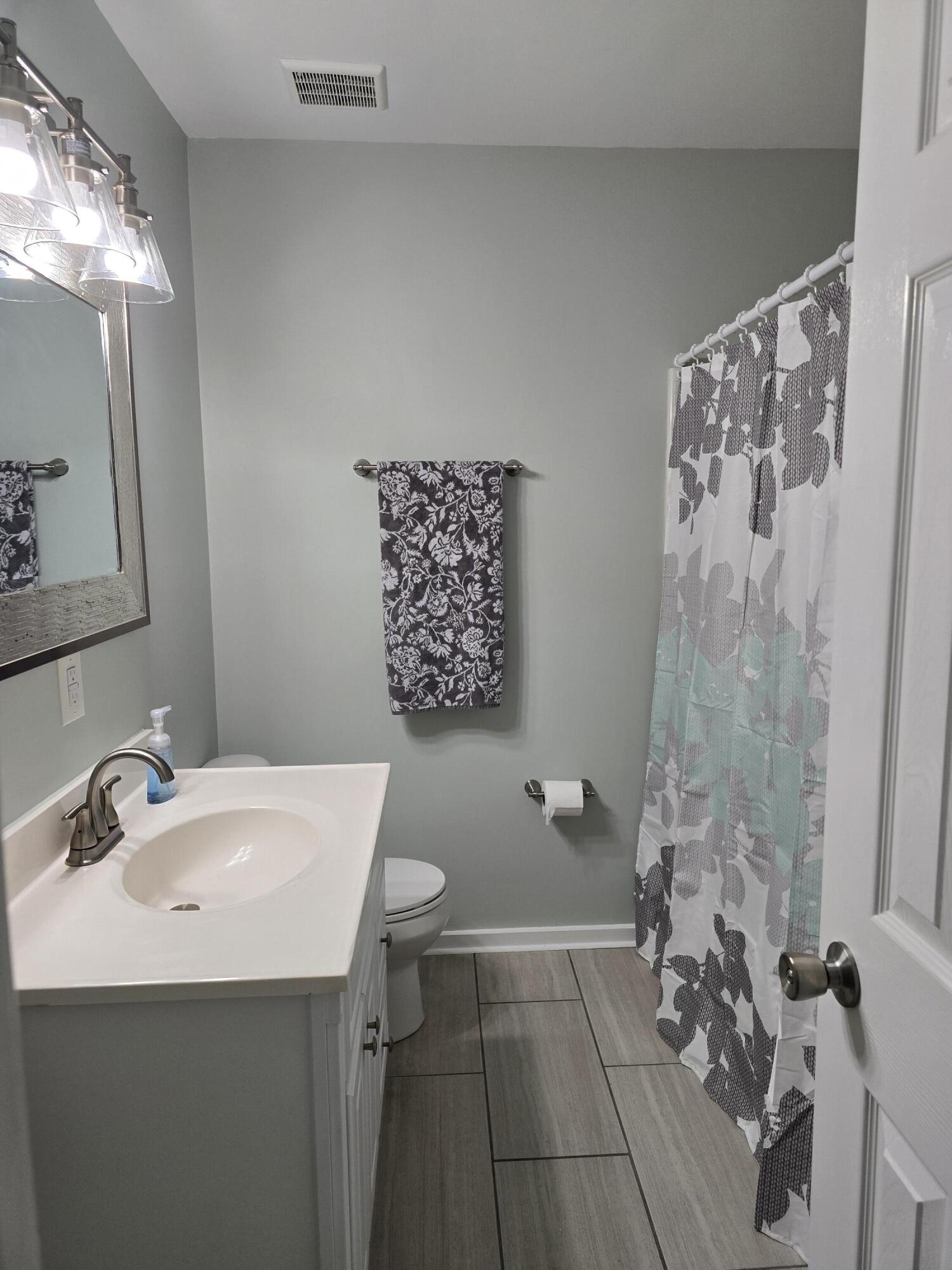 2741 Jobee Drive # 5