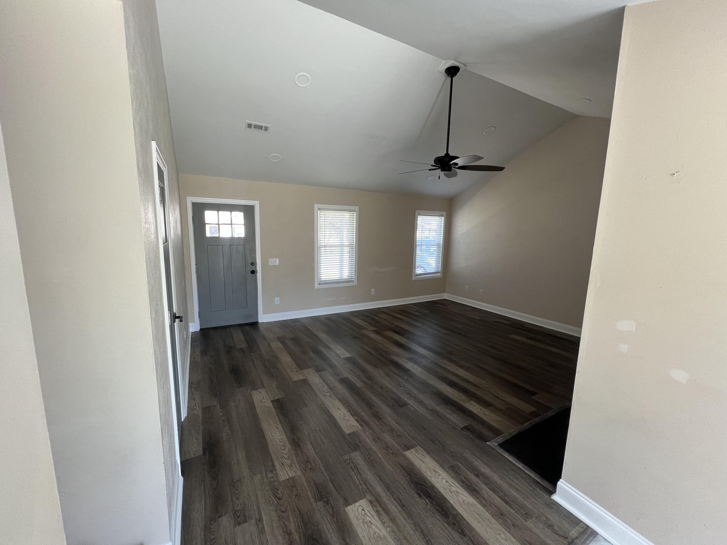 2925 Salamander Creek Lane