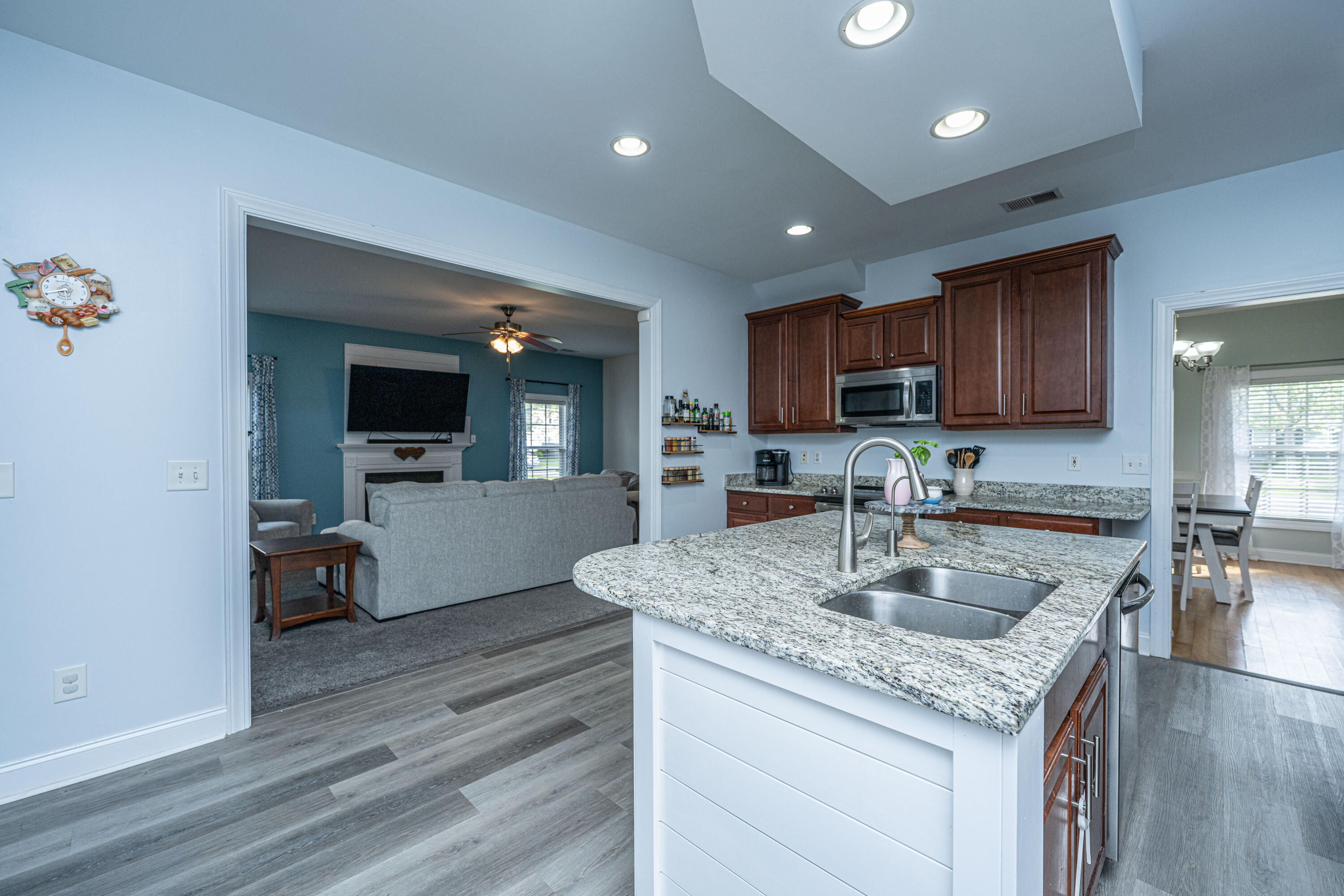 411 Black Horse Road