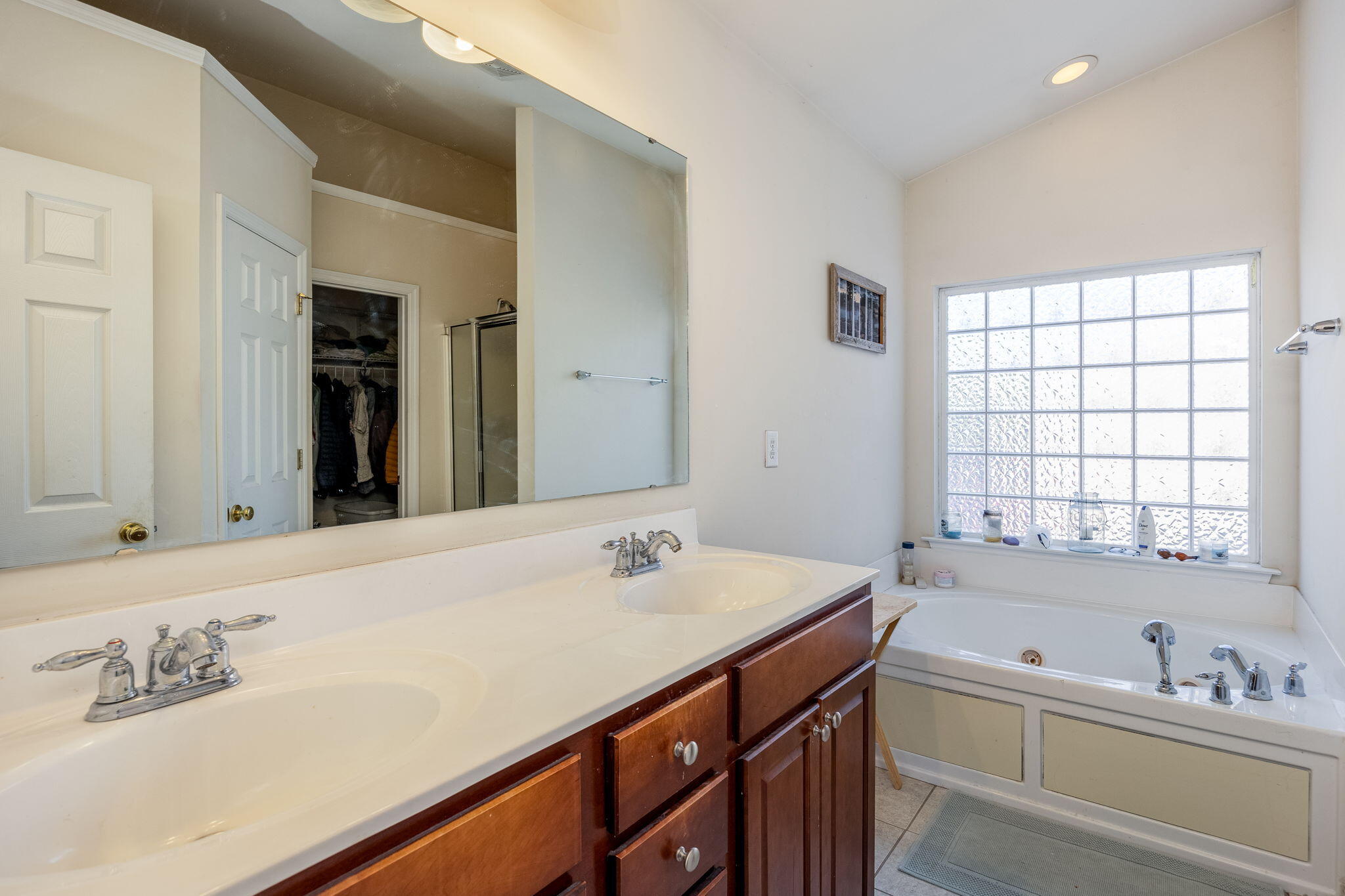 7316 Water Thrush Court