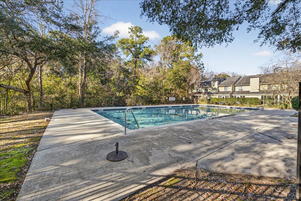 2741 Jobee Drive # 105