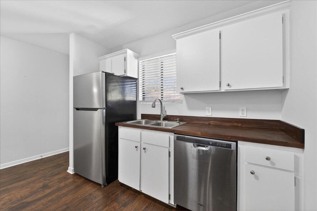 2741 Jobee Drive # 105