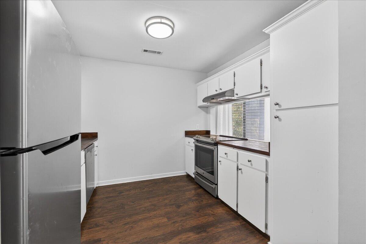 2741 Jobee Drive # 105