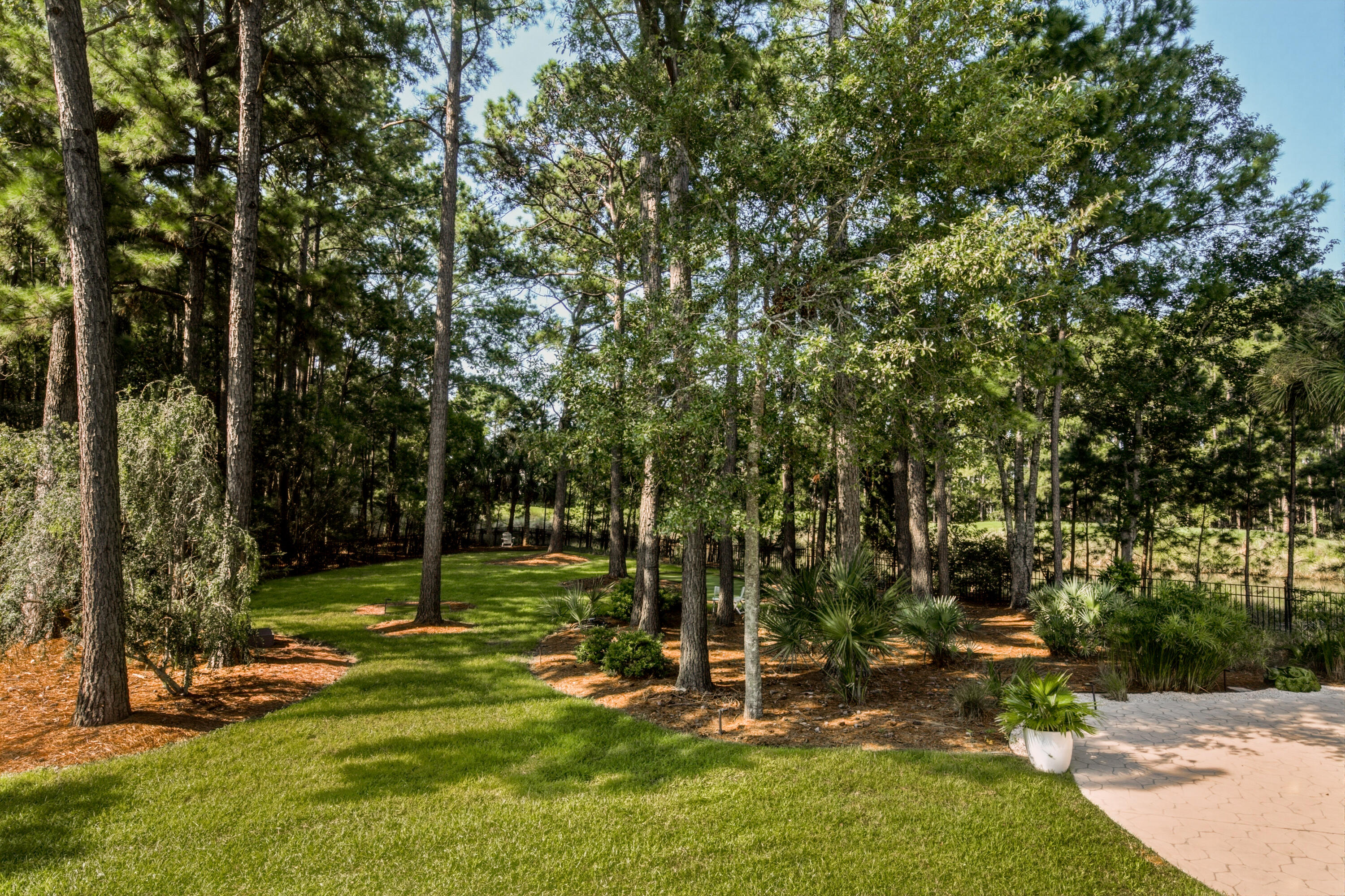 1428 Oakhurst Drive