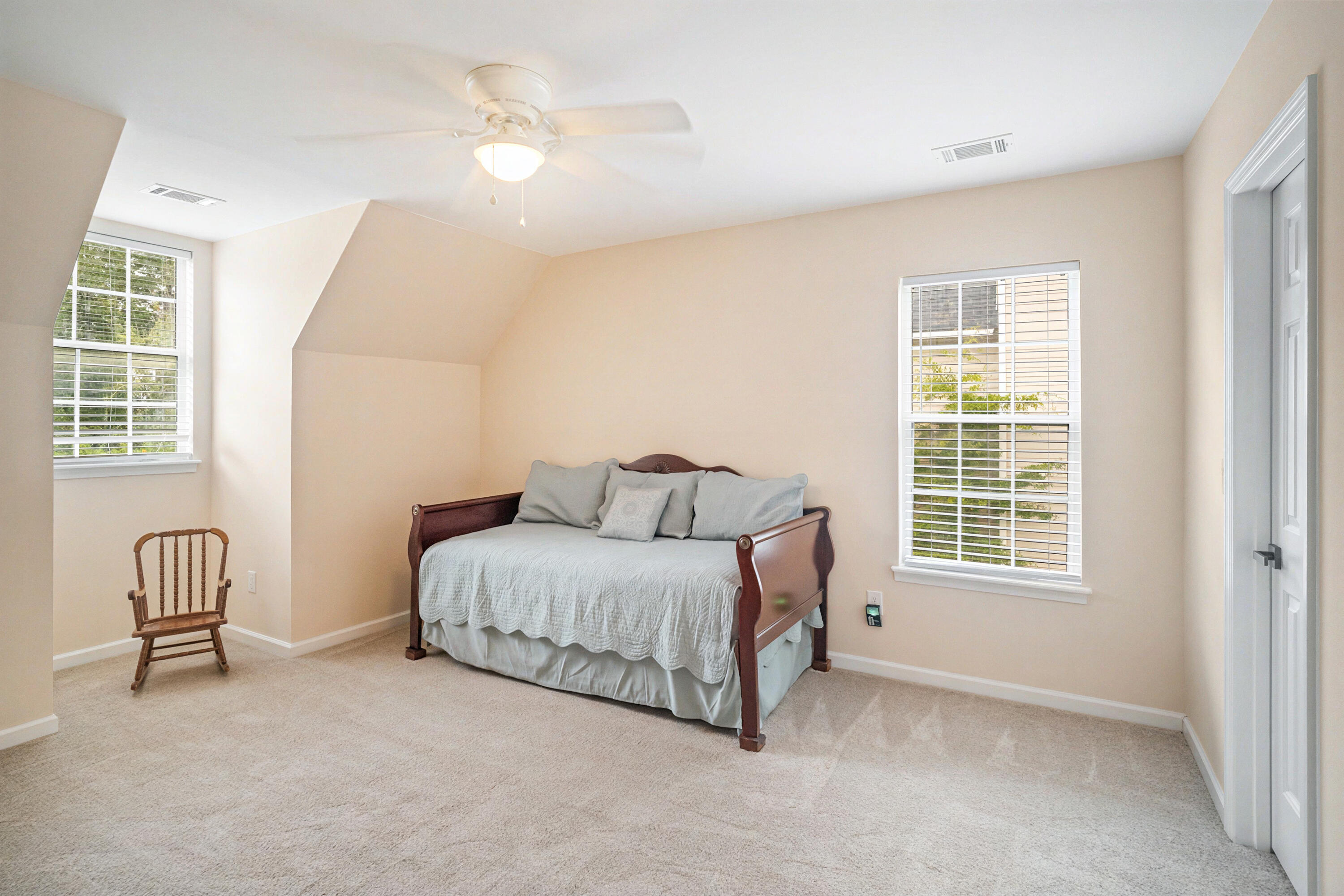 1003 Crooked Oak Road