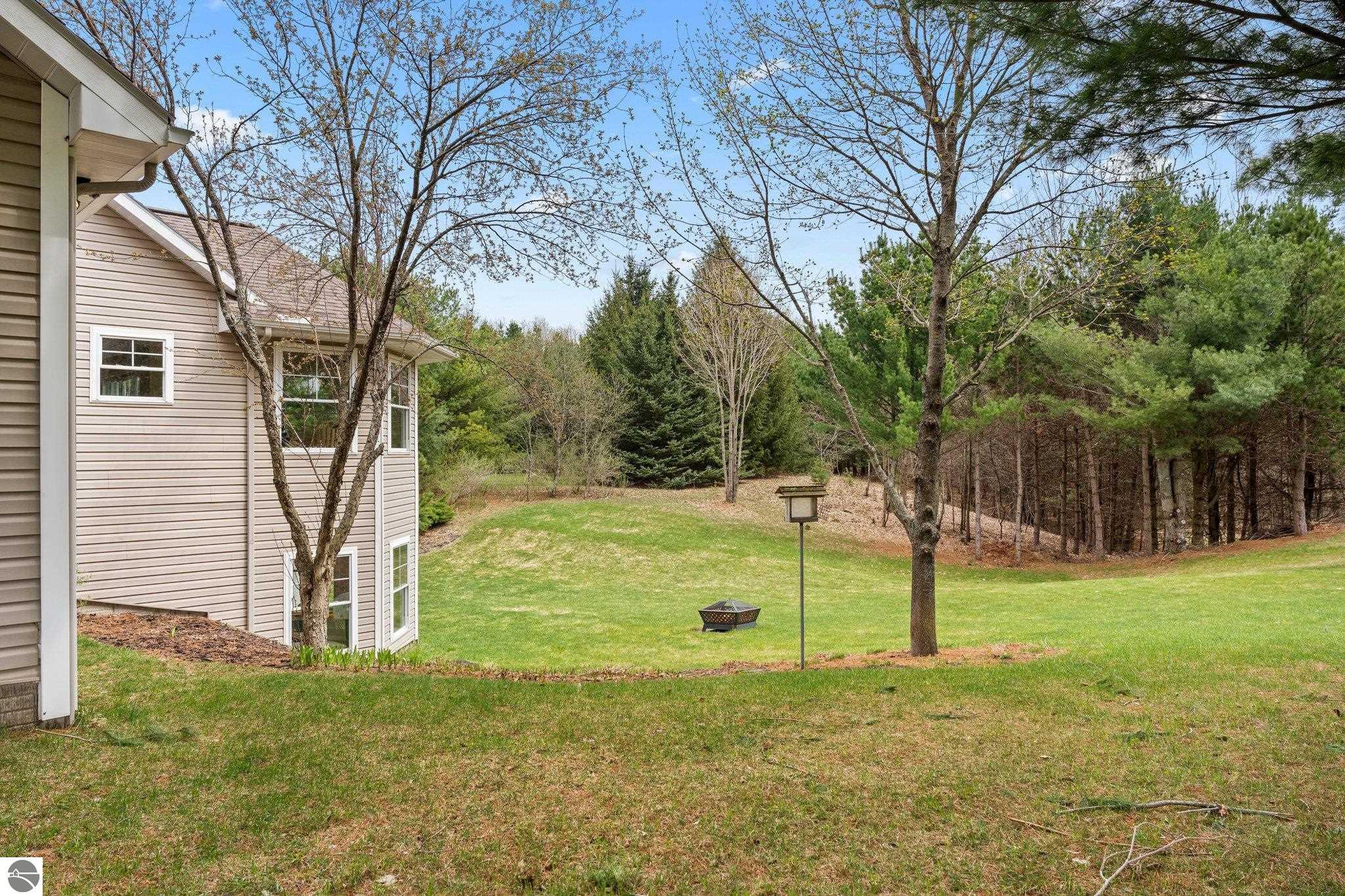 798 Shamrock Lane