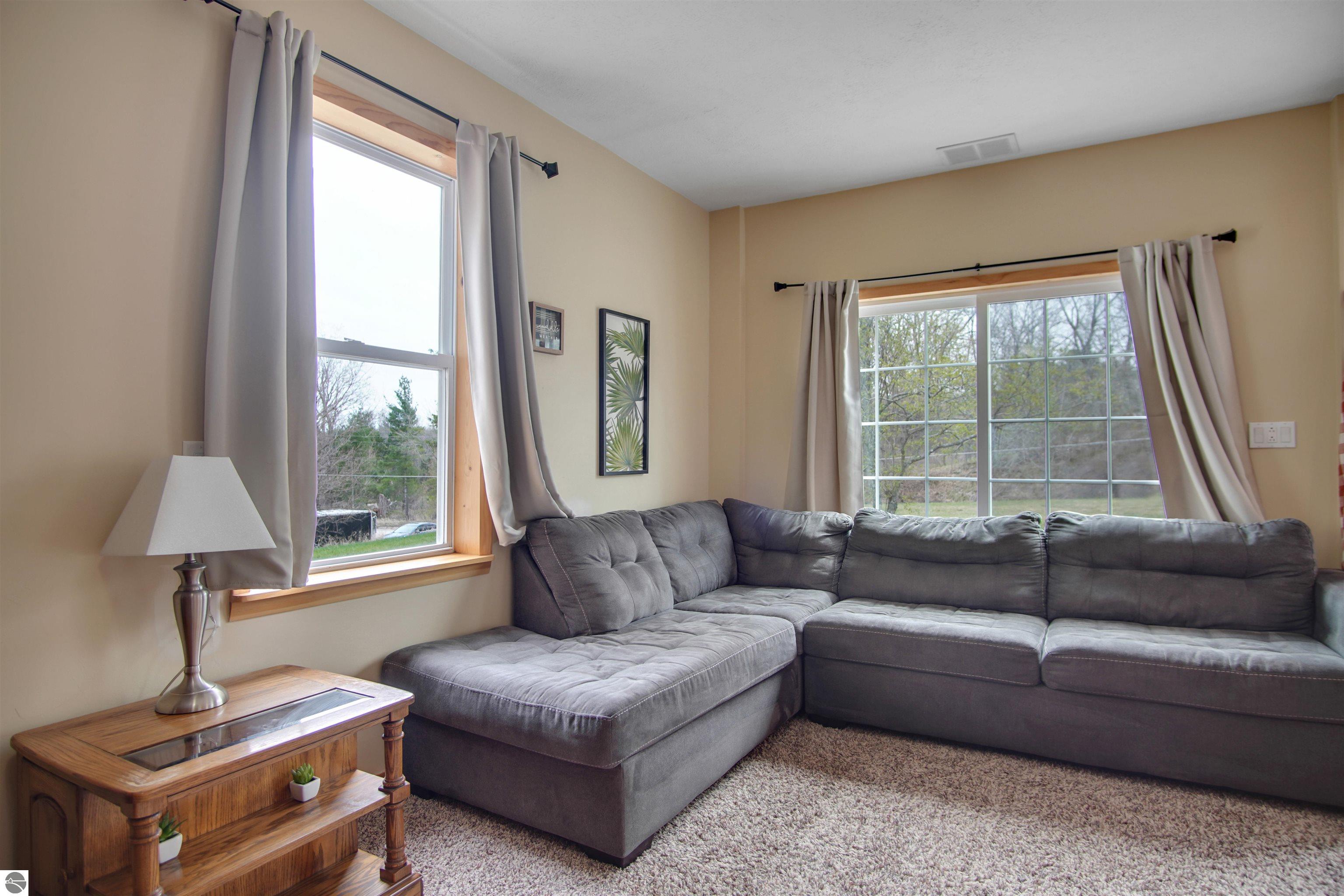 8365 Crisp Road