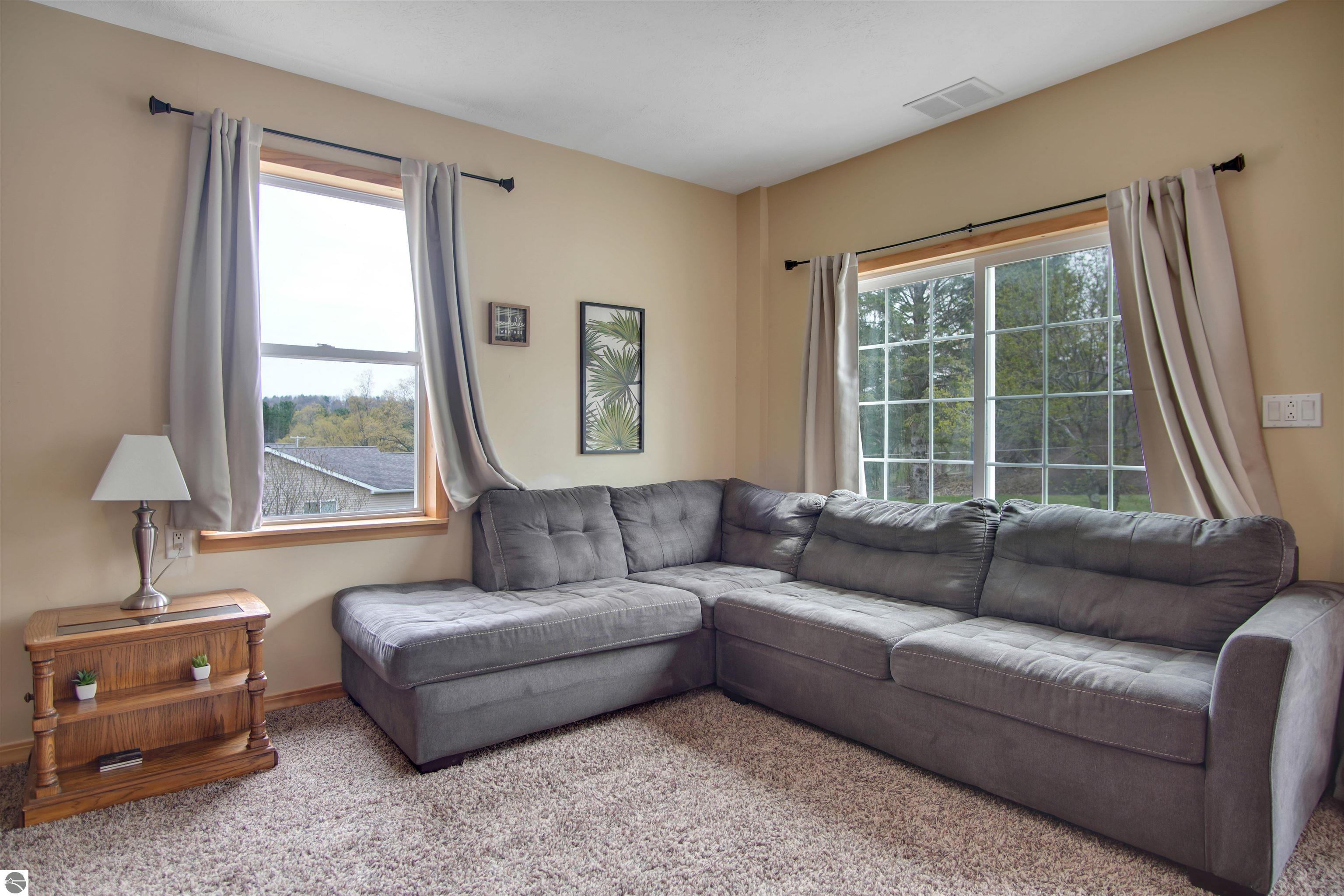 8365 Crisp Road