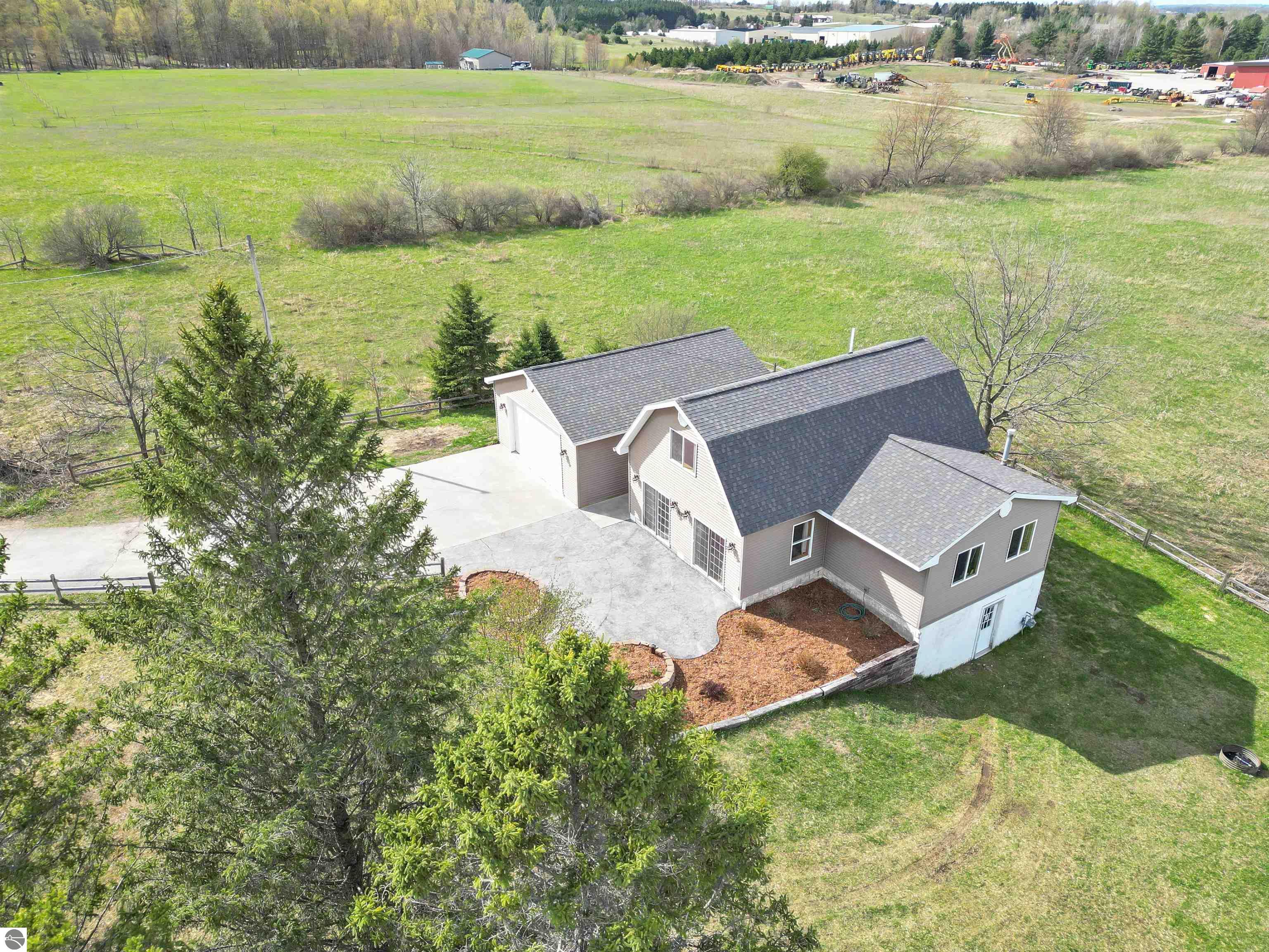 8365 Crisp Road